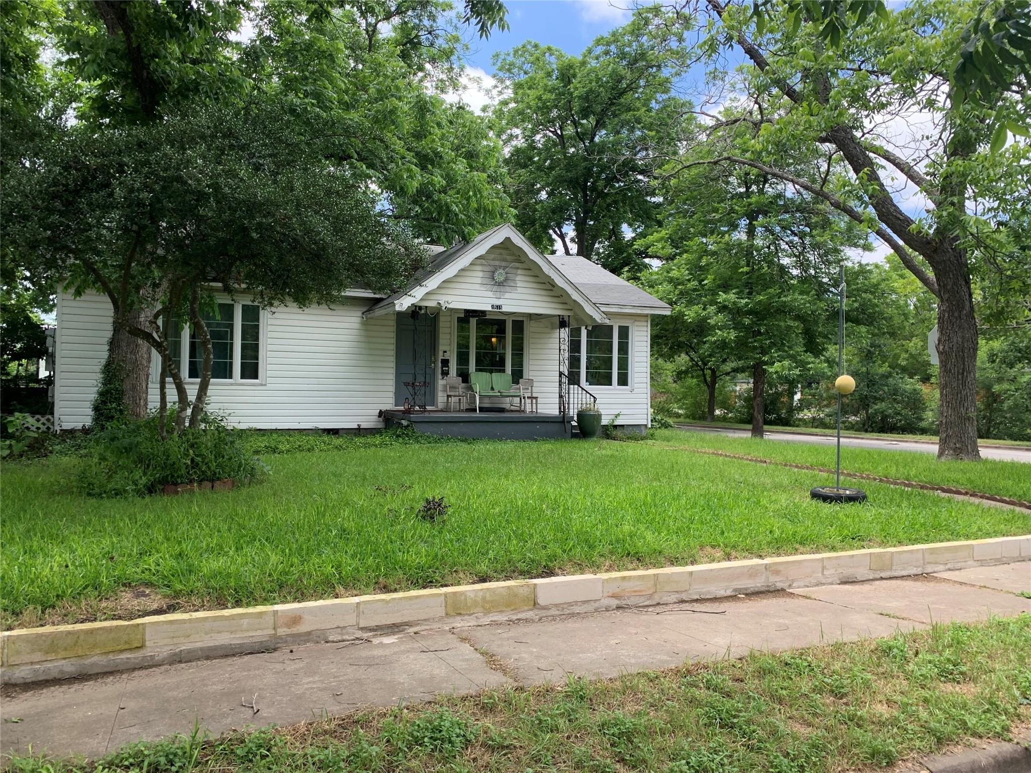 1515 Karen Ave, Austin, TX 78757