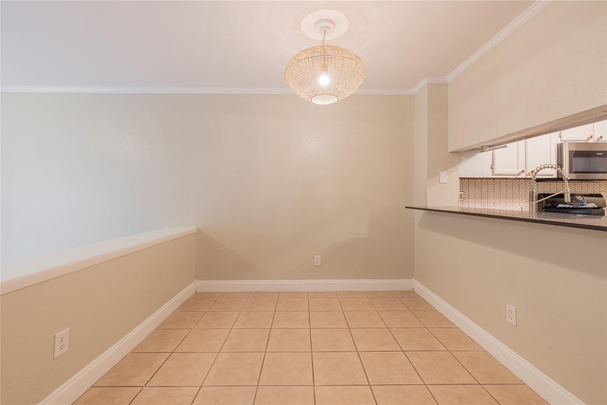 1411 Gracy Farms Ln # 121, Austin, TX 78758