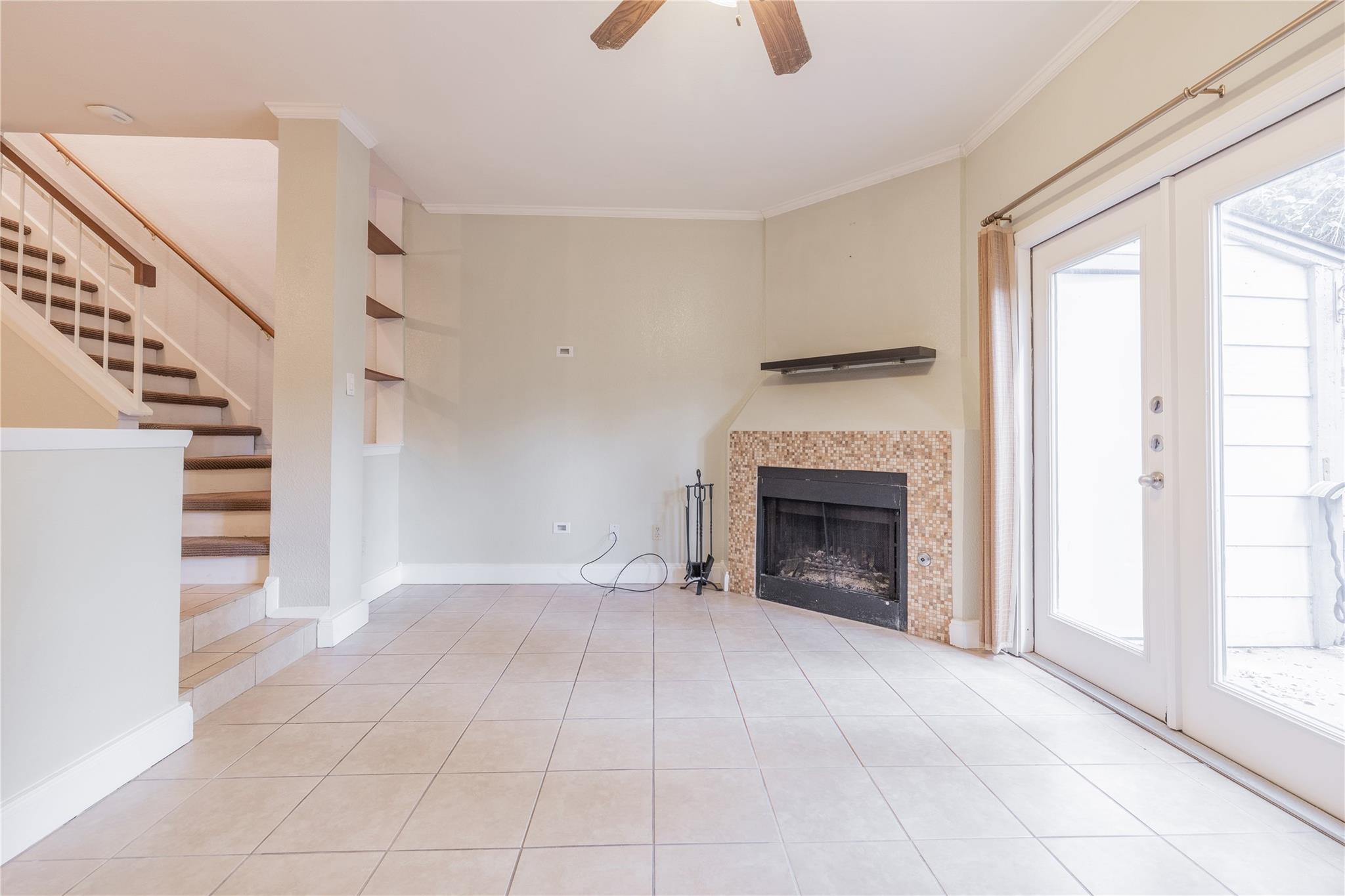 1411 Gracy Farms Ln # 121, Austin, TX 78758