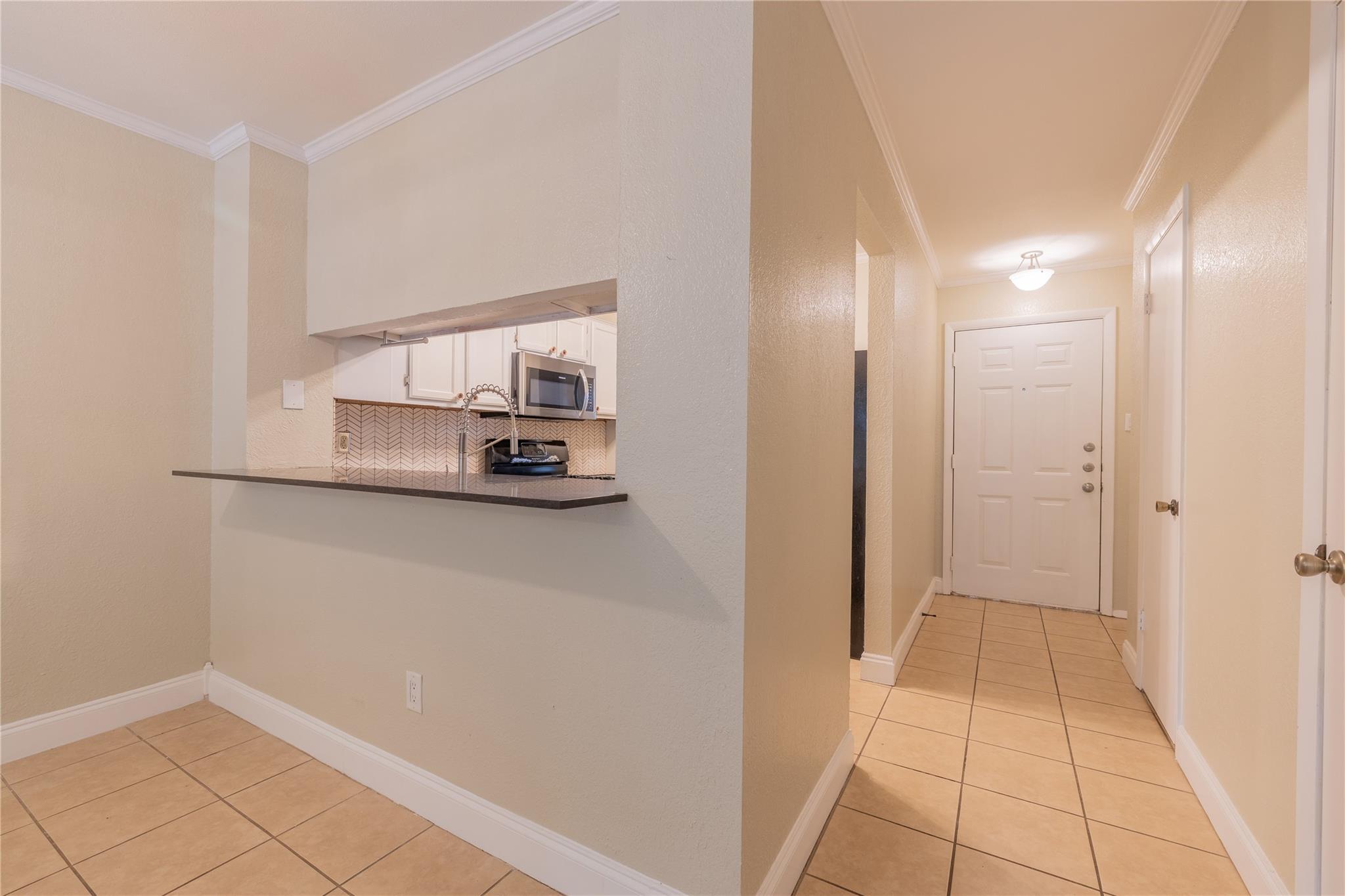 1411 Gracy Farms Ln # 121, Austin, TX 78758