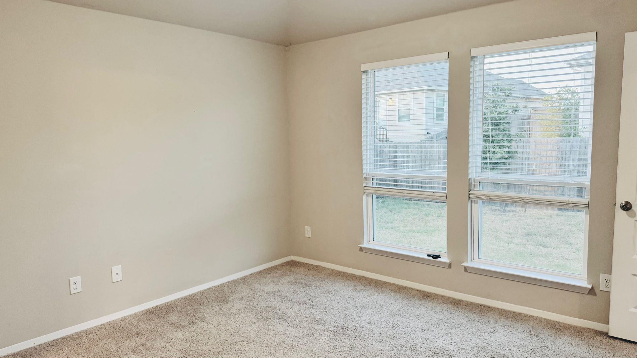 212 Rollingwood Dr, San Marcos, TX 78666