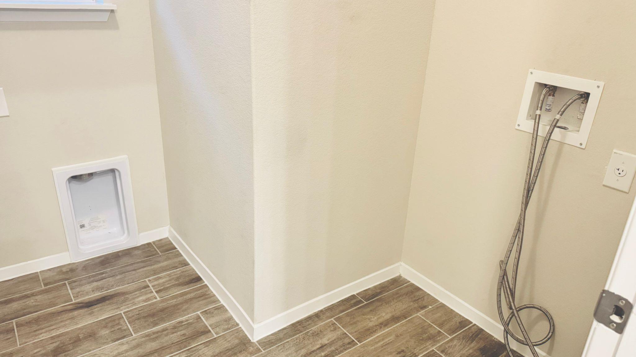 212 Rollingwood Dr, San Marcos, TX 78666