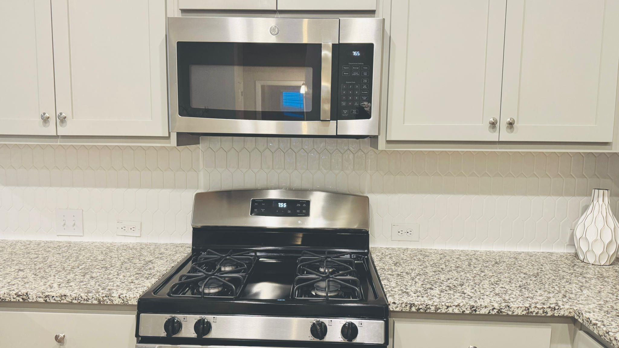 212 Rollingwood Dr, San Marcos, TX 78666