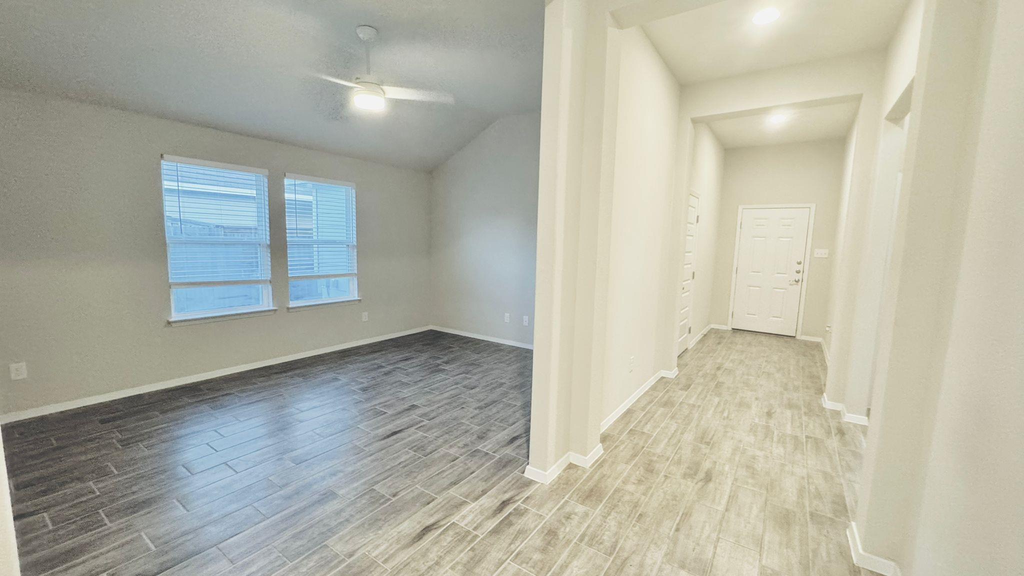 212 Rollingwood Dr, San Marcos, TX 78666