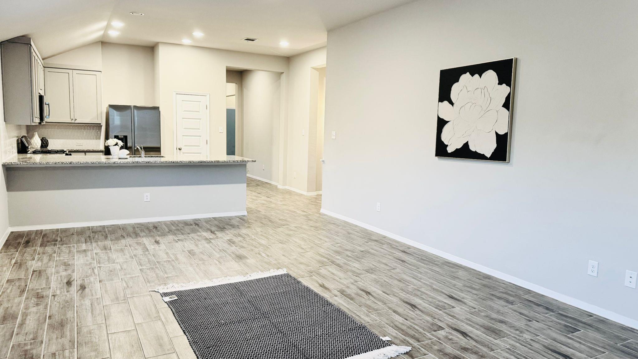 212 Rollingwood Dr, San Marcos, TX 78666