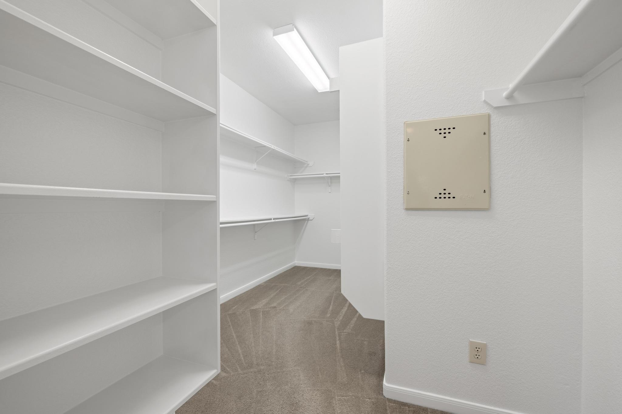 20936 Prestwick Dr # 1, Hutto, TX 78634