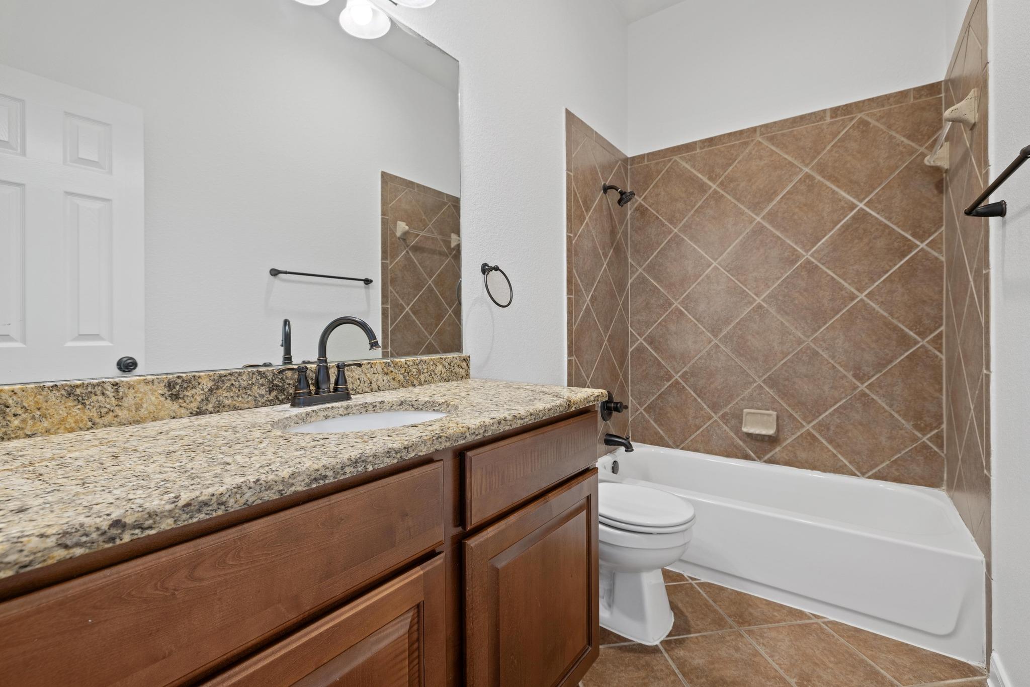 20936 Prestwick Dr # 1, Hutto, TX 78634