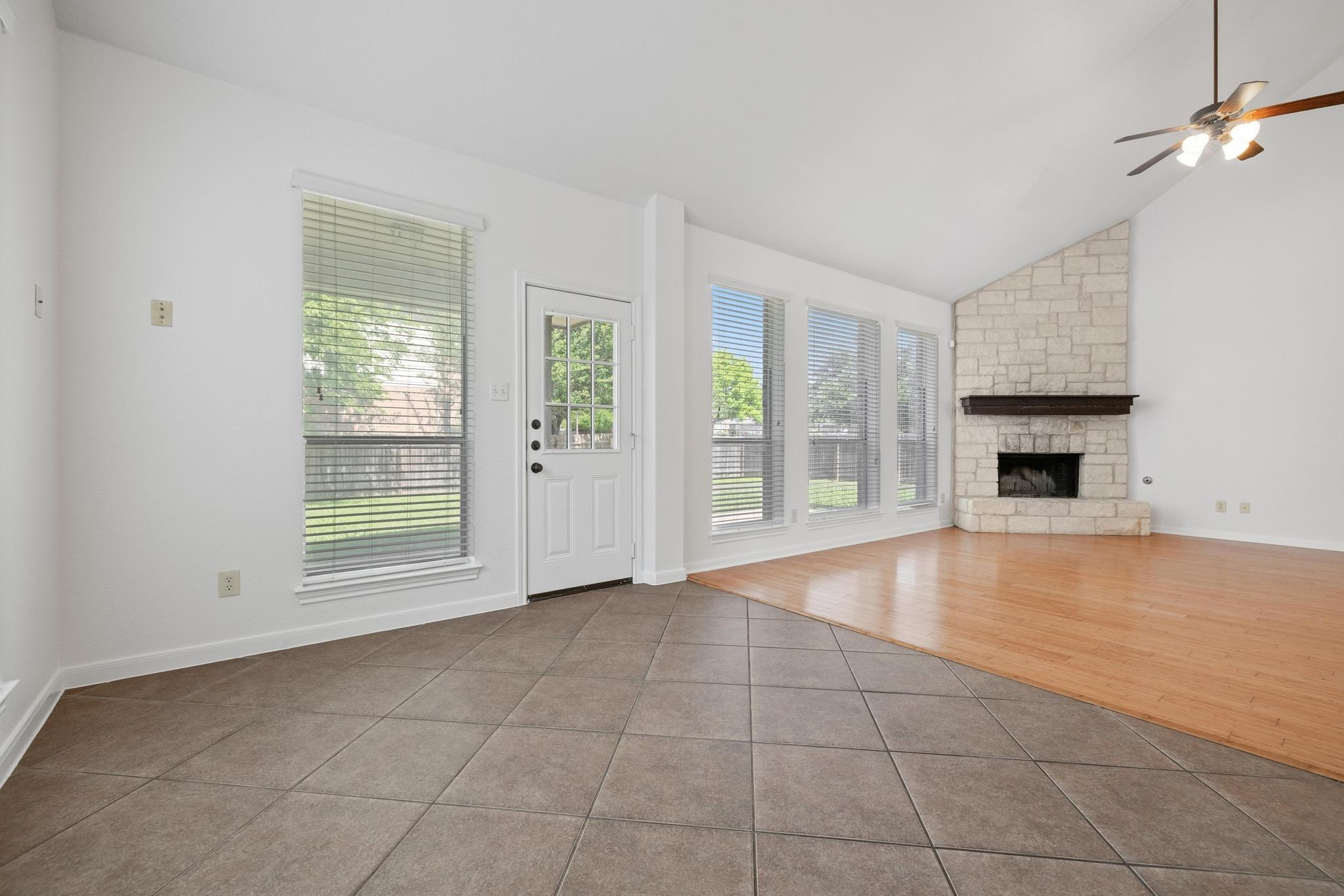 20936 Prestwick Dr # 1, Hutto, TX 78634