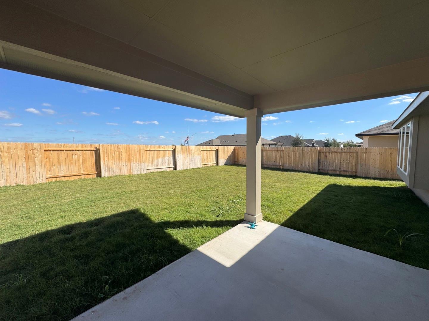 3729 Pin Oak Hills, Seguin, TX 78155