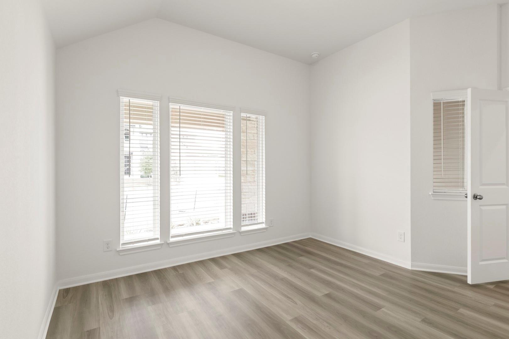 3729 Pin Oak Hills, Seguin, TX 78155