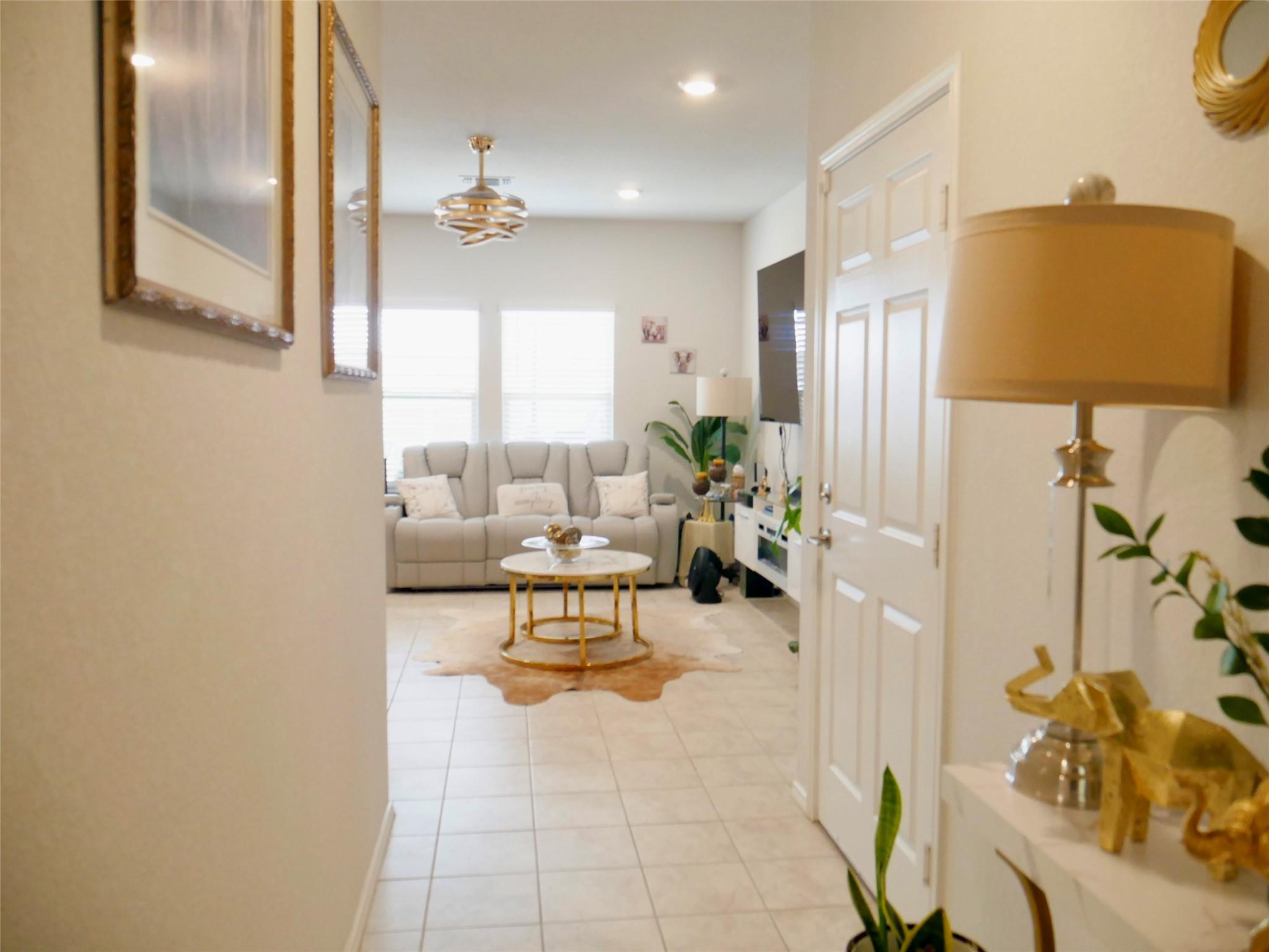 524 Taggart Trl, Jarrell, TX 76537