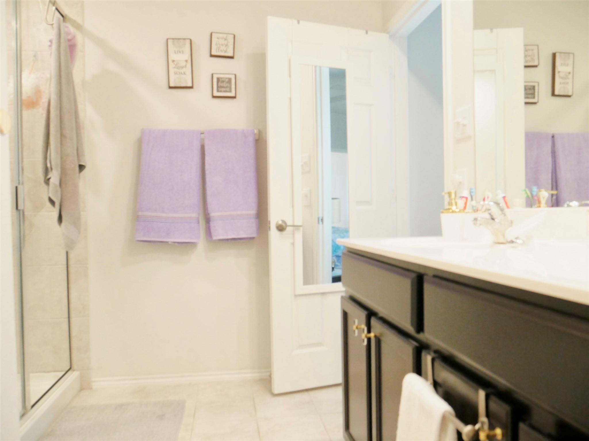 524 Taggart Trl, Jarrell, TX 76537