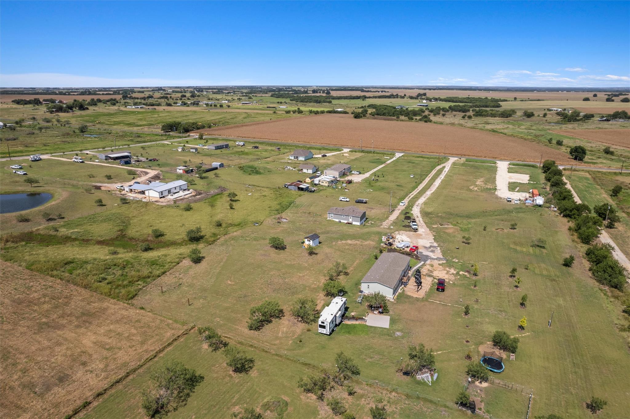 110 Pvr 965, Taylor, TX 76574