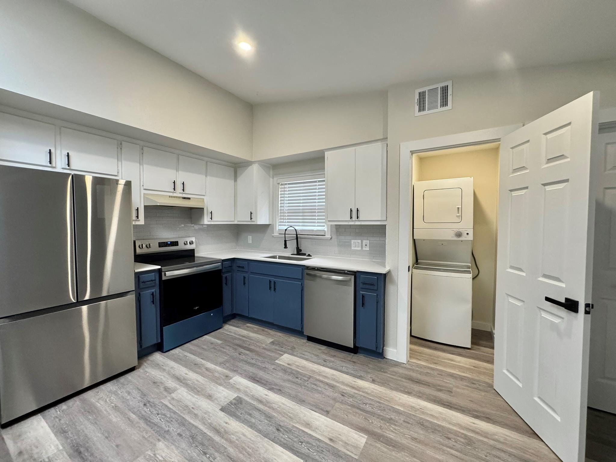 110 E 30th St # C, Austin, TX 78705