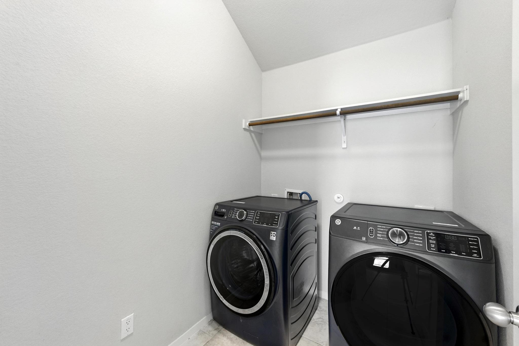 308 Black Opal Dr, Jarrell, TX 76537