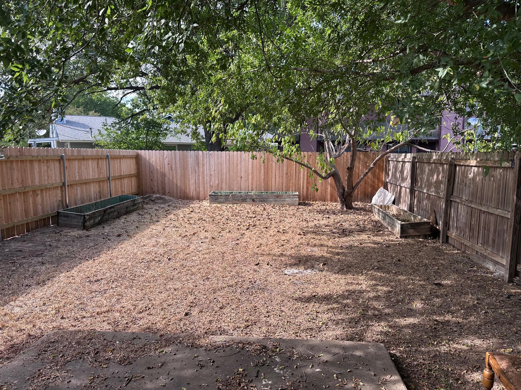 410 LINDEN St # B, Bastrop, TX 78602