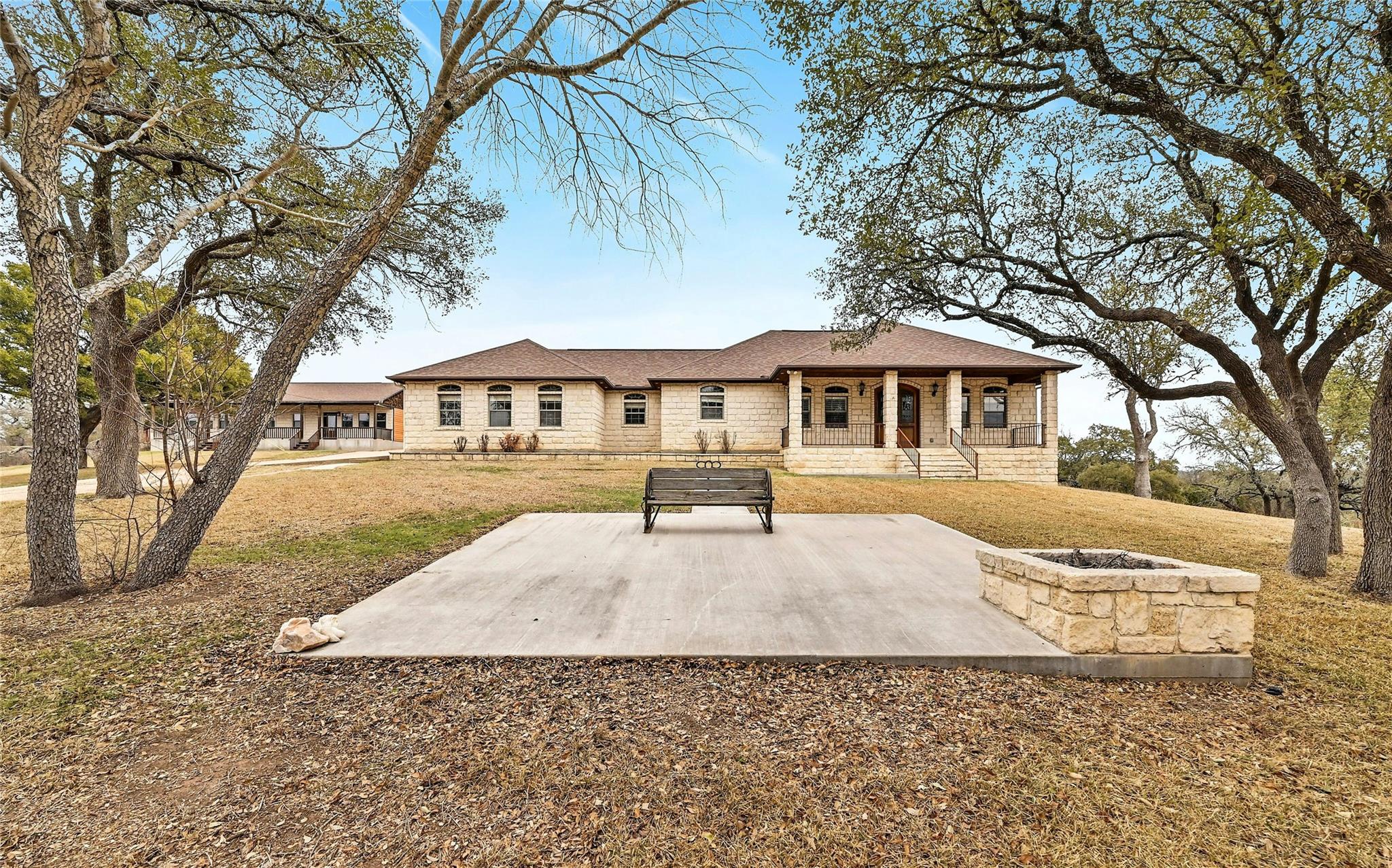 211 Summit Ridge Rd, Burnet, TX 78611