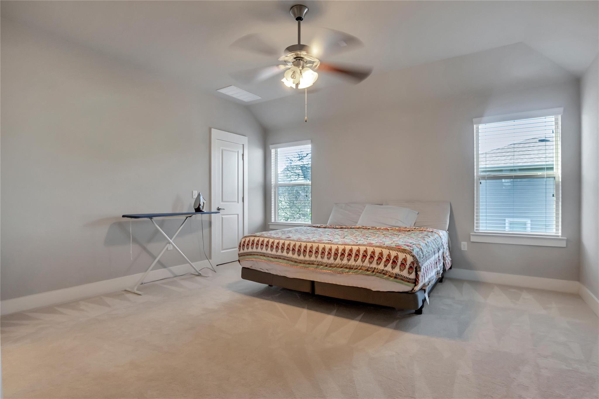 9302 McKnight Loop # 43, Austin, TX 78717