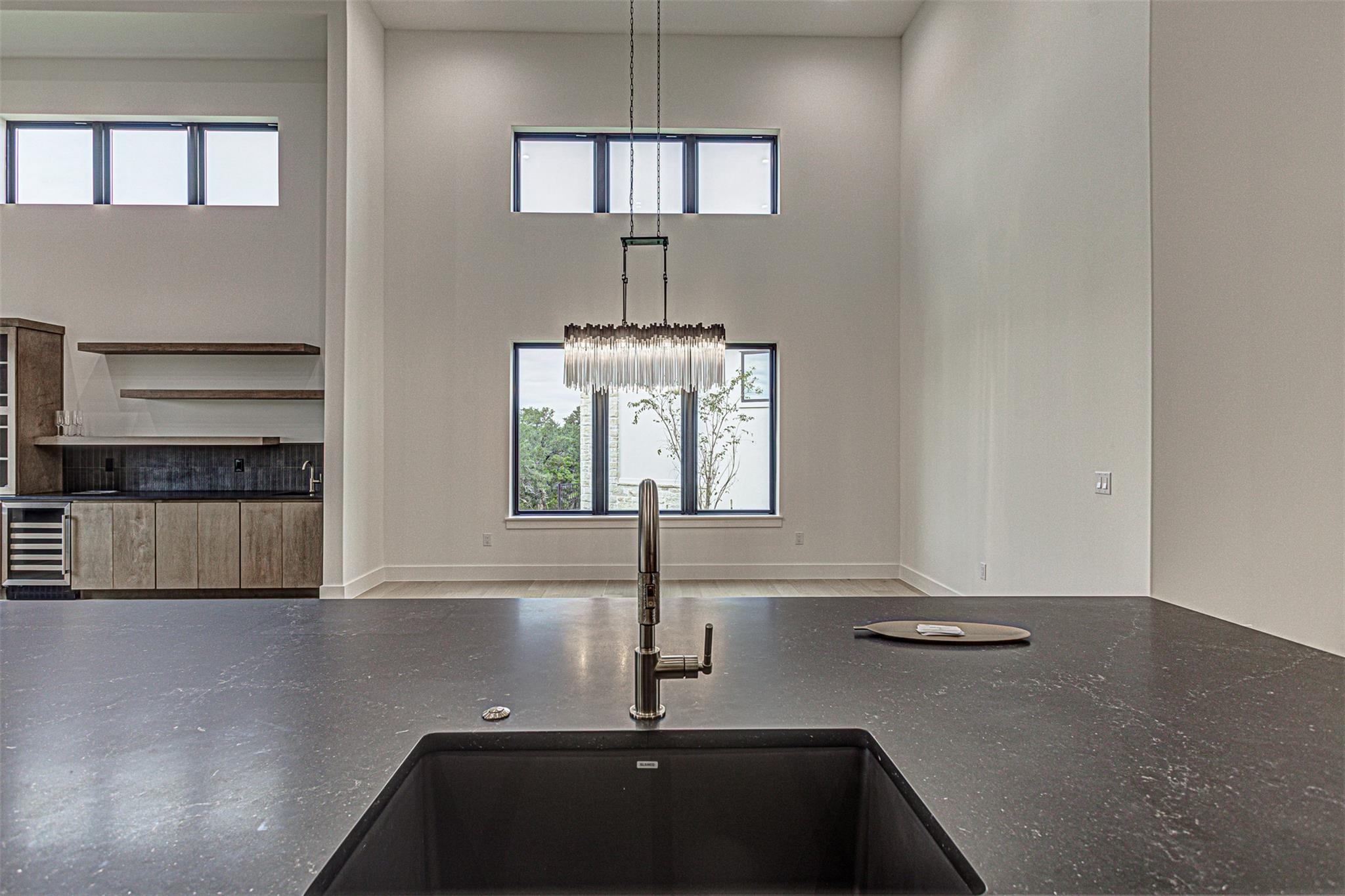 101 Manciano Dr, Horseshoe Bay, TX 78657