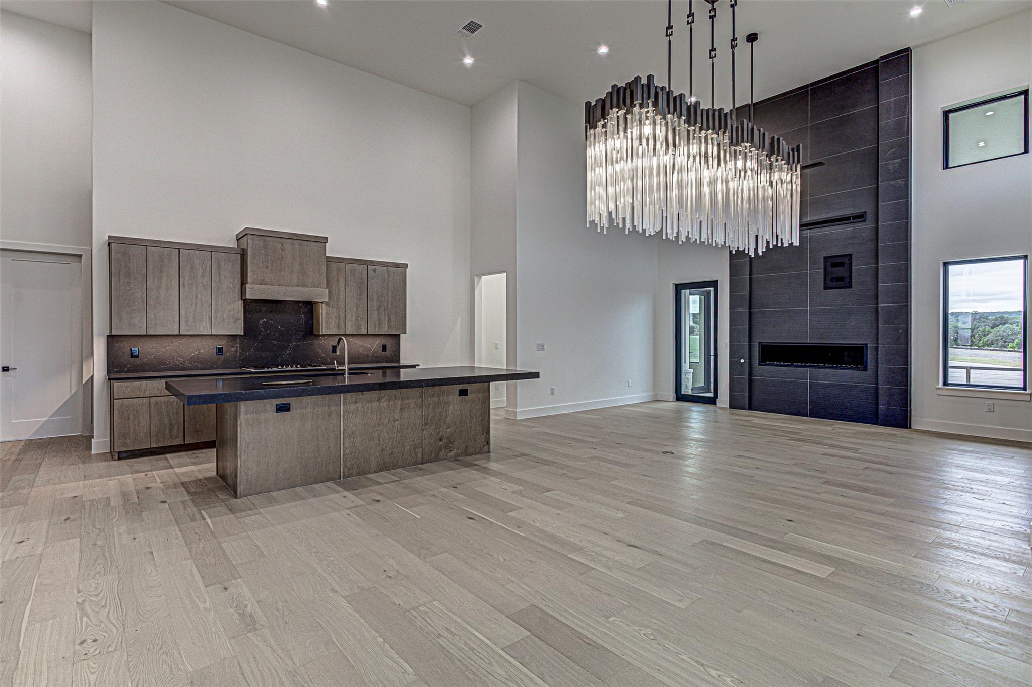 101 Manciano Dr, Horseshoe Bay, TX 78657