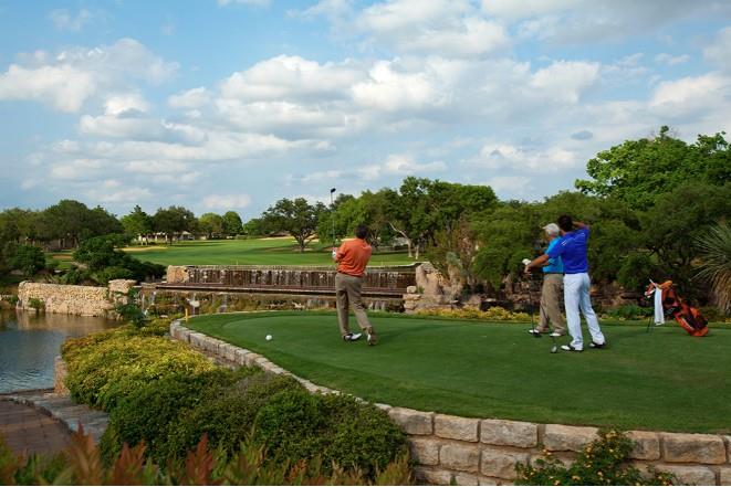 101 Manciano Dr, Horseshoe Bay, TX 78657