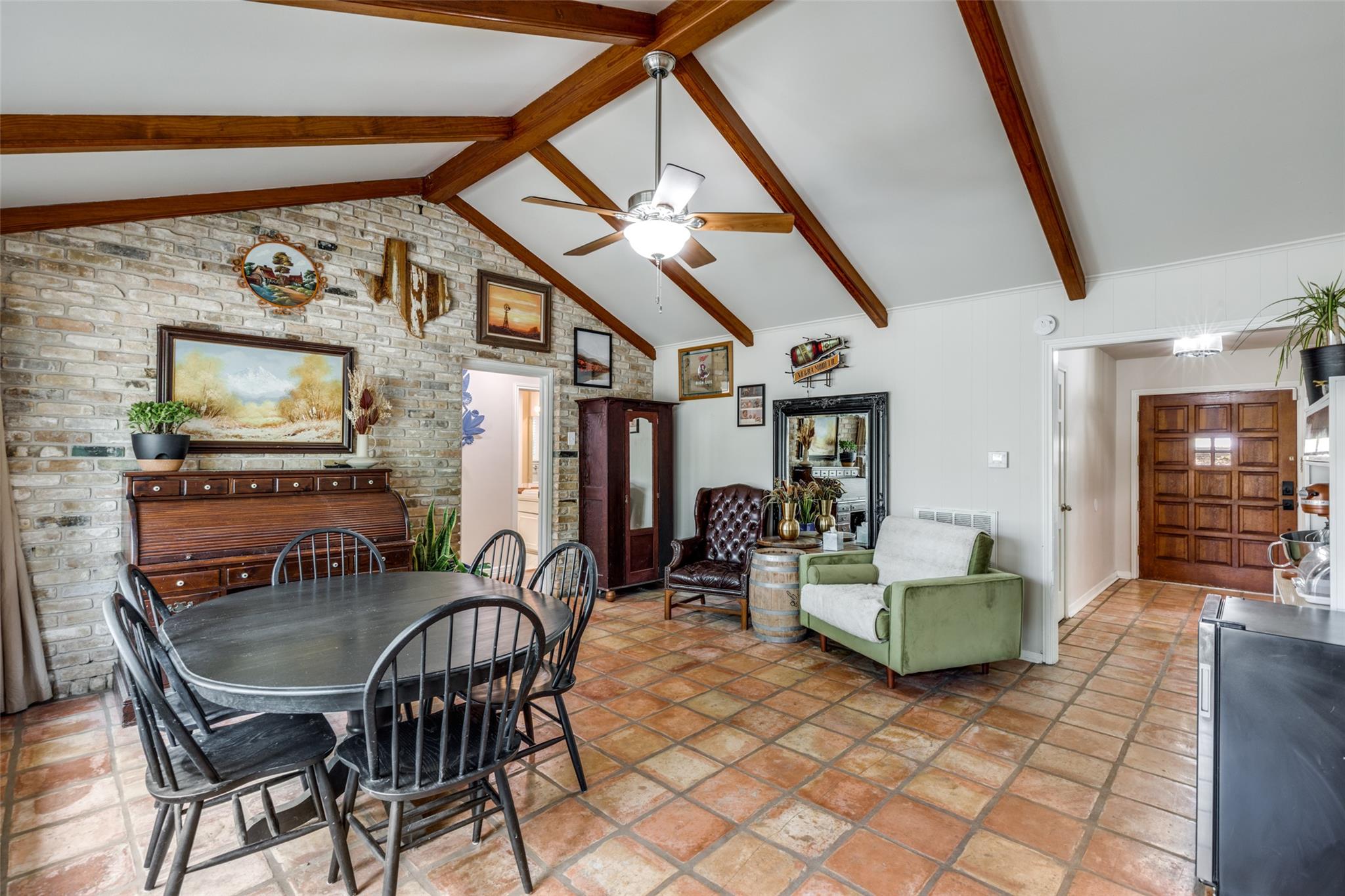 2 Tanglewood Trl, San Marcos, TX 78666