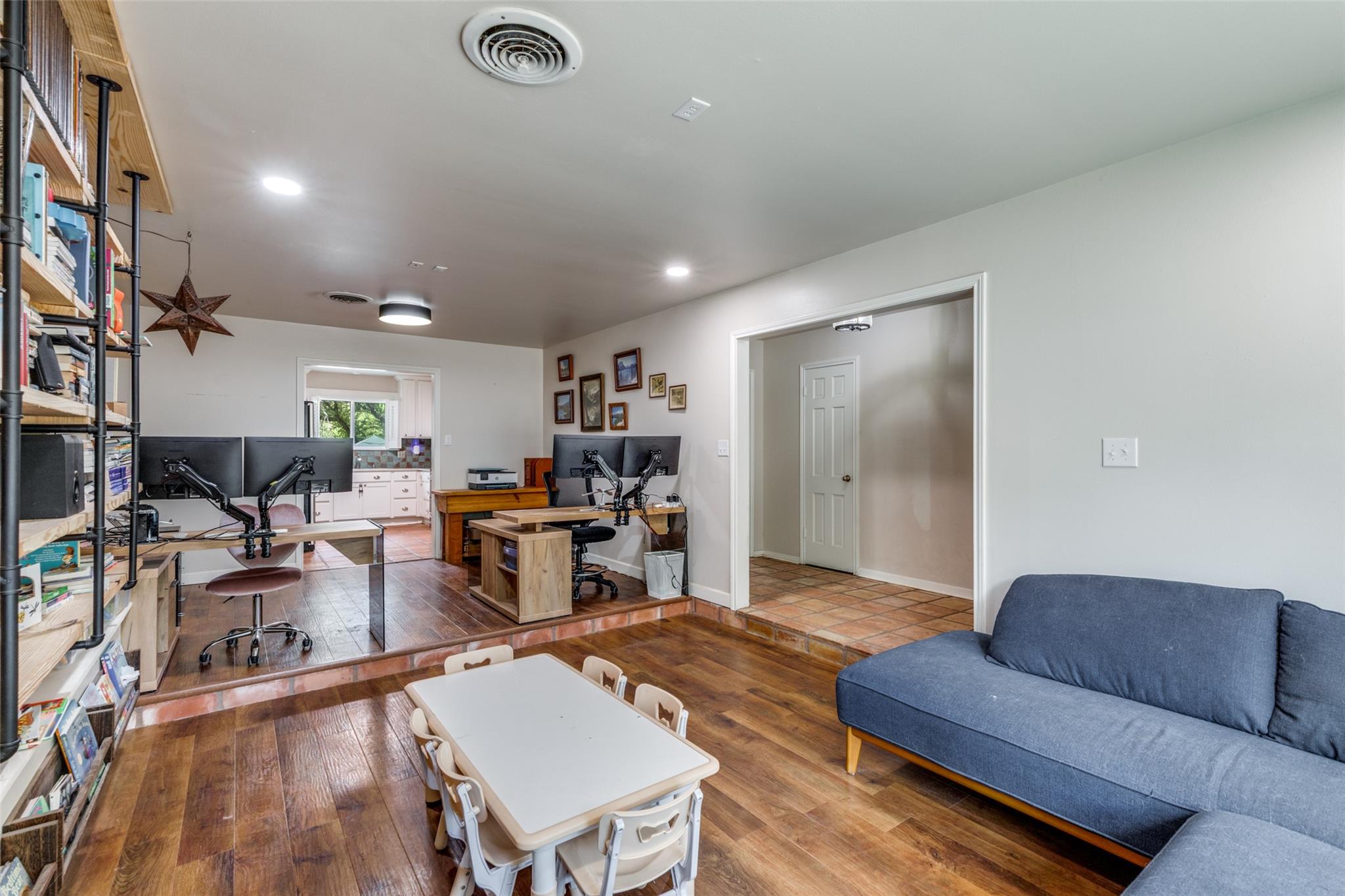 2 Tanglewood Trl, San Marcos, TX 78666