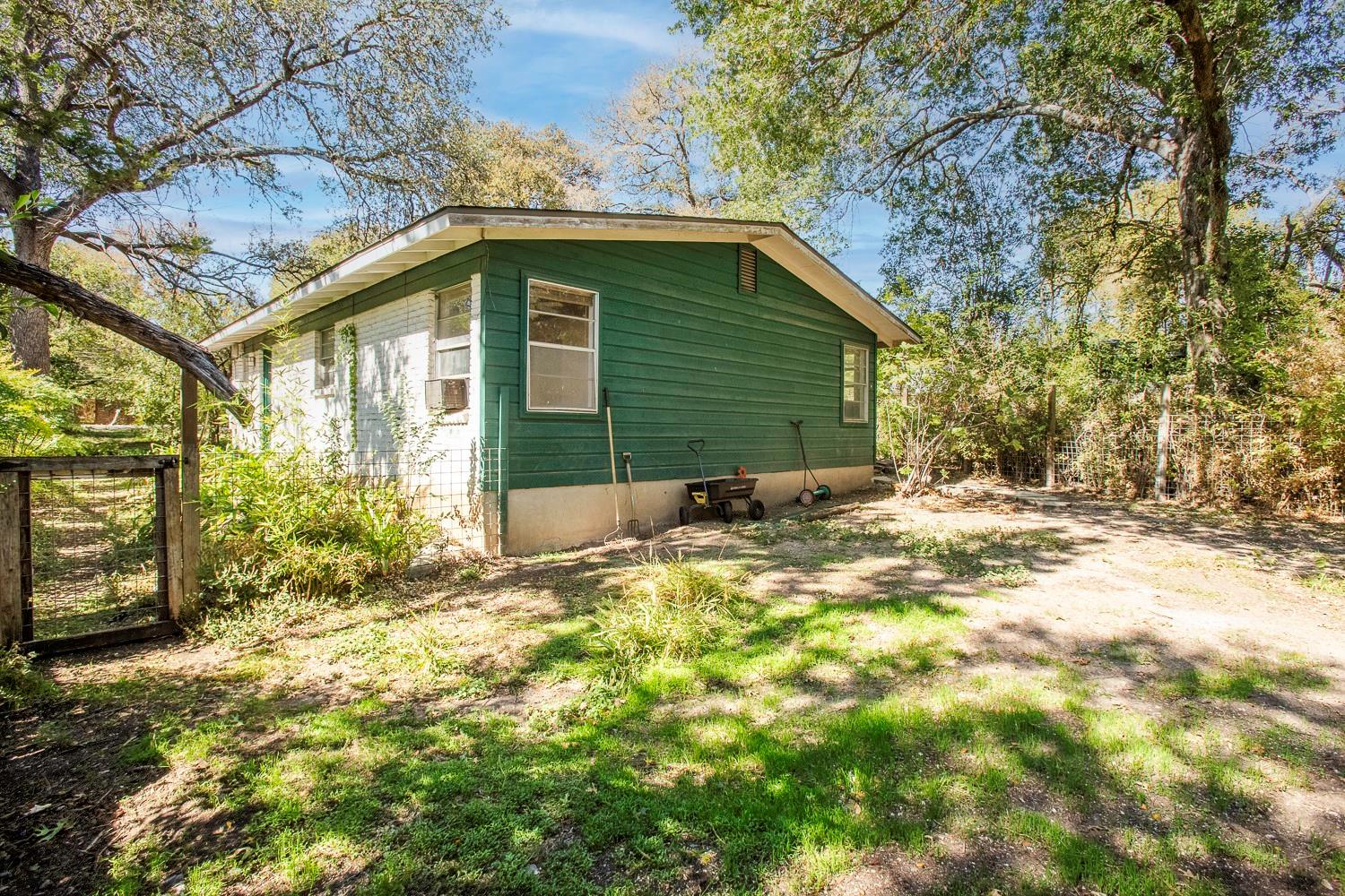 7607 Forest Wood Rd, Austin, TX 78745