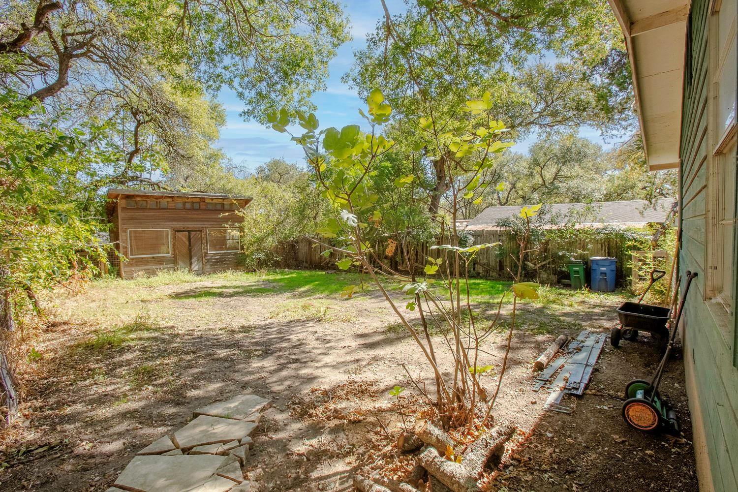7607 Forest Wood Rd, Austin, TX 78745