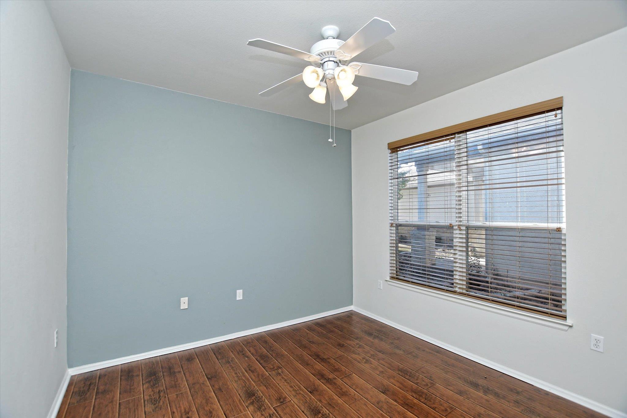 702 Independence Creek Ln, Georgetown, TX 78633