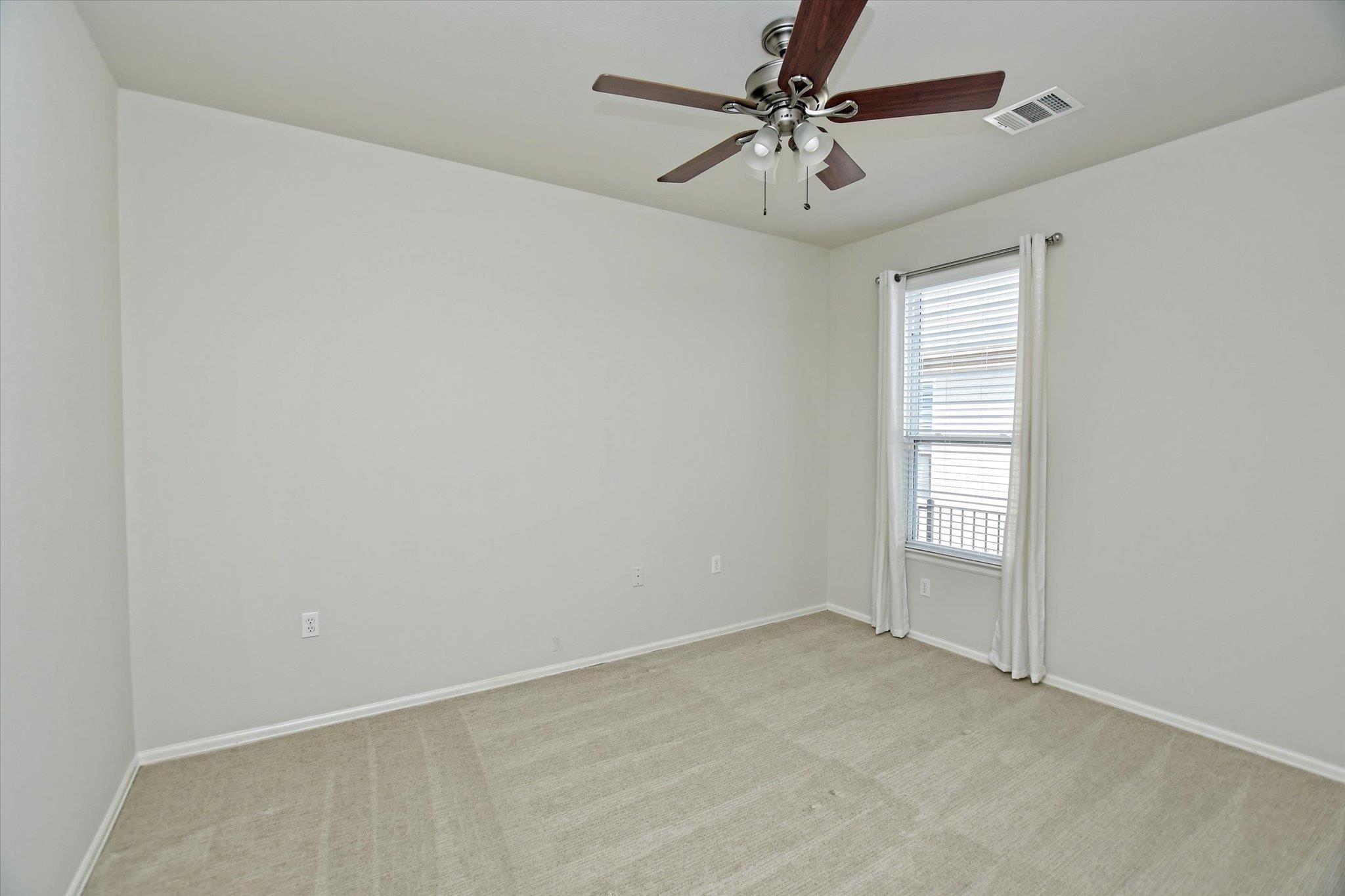 702 Independence Creek Ln, Georgetown, TX 78633