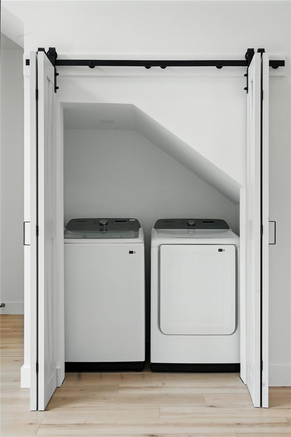 106 W Croslin St # B, Austin, TX 78752