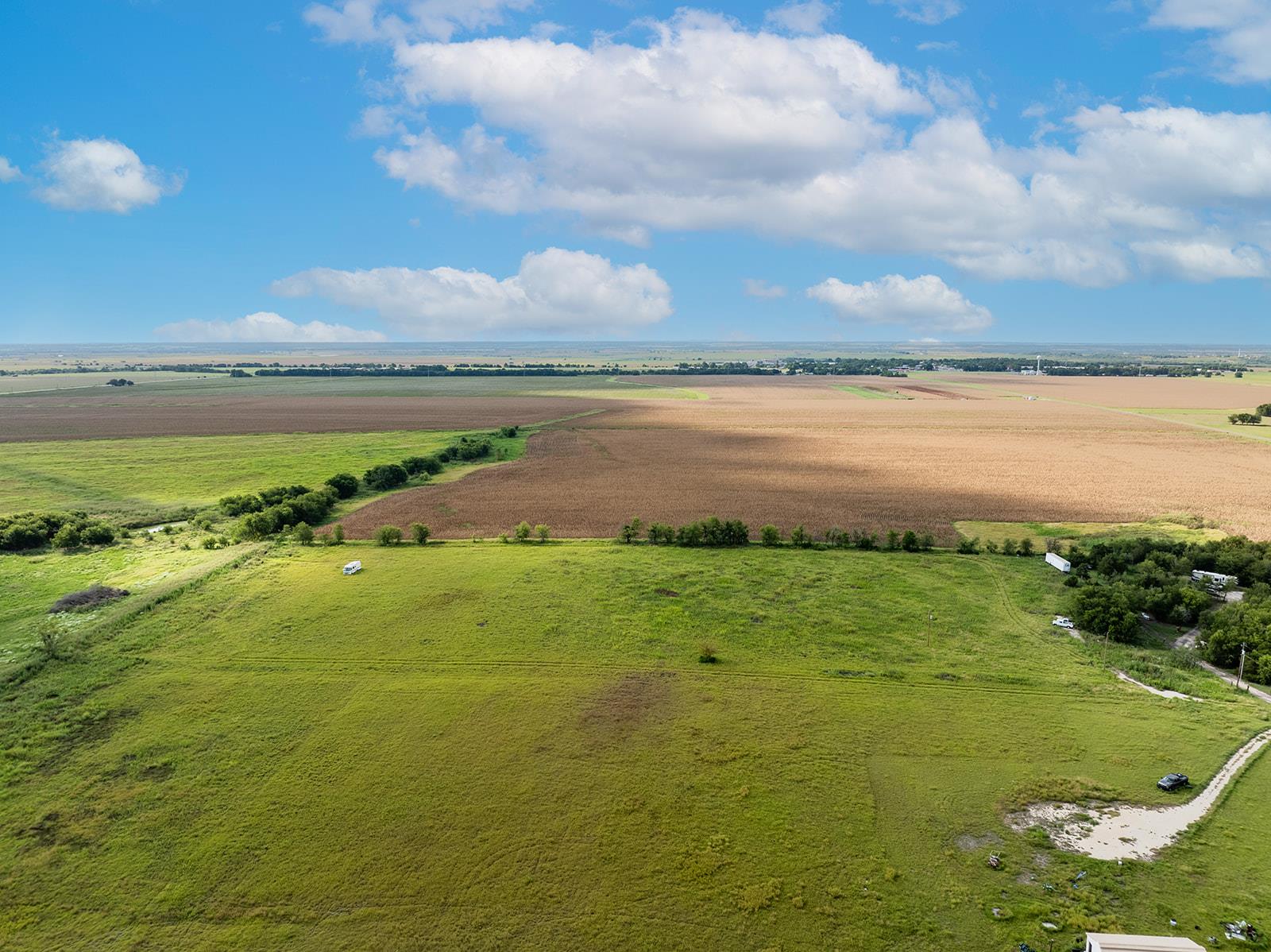 5275 CR 424 Rd, Thrall, TX 76578