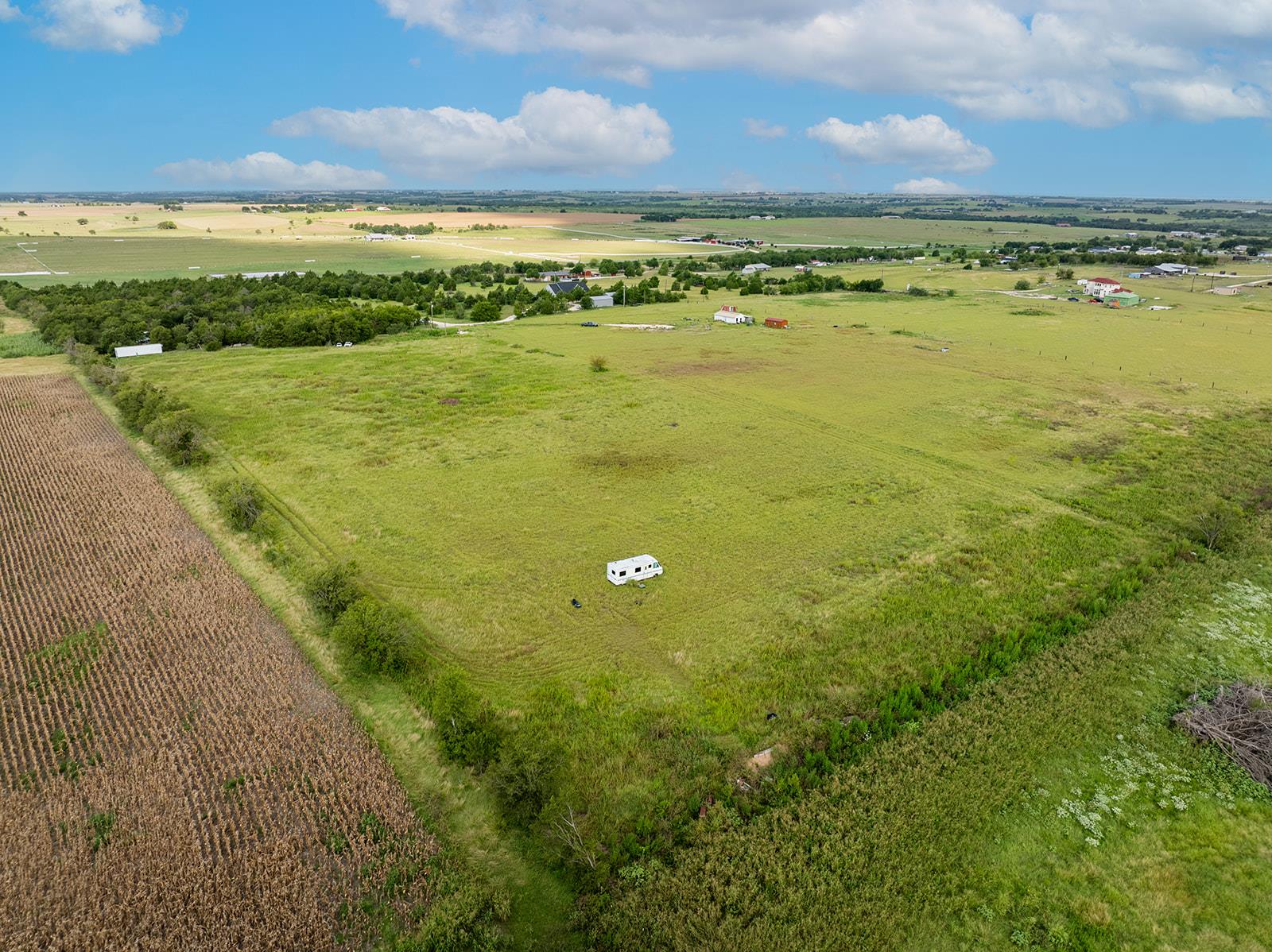 5275 CR 424 Rd, Thrall, TX 76578