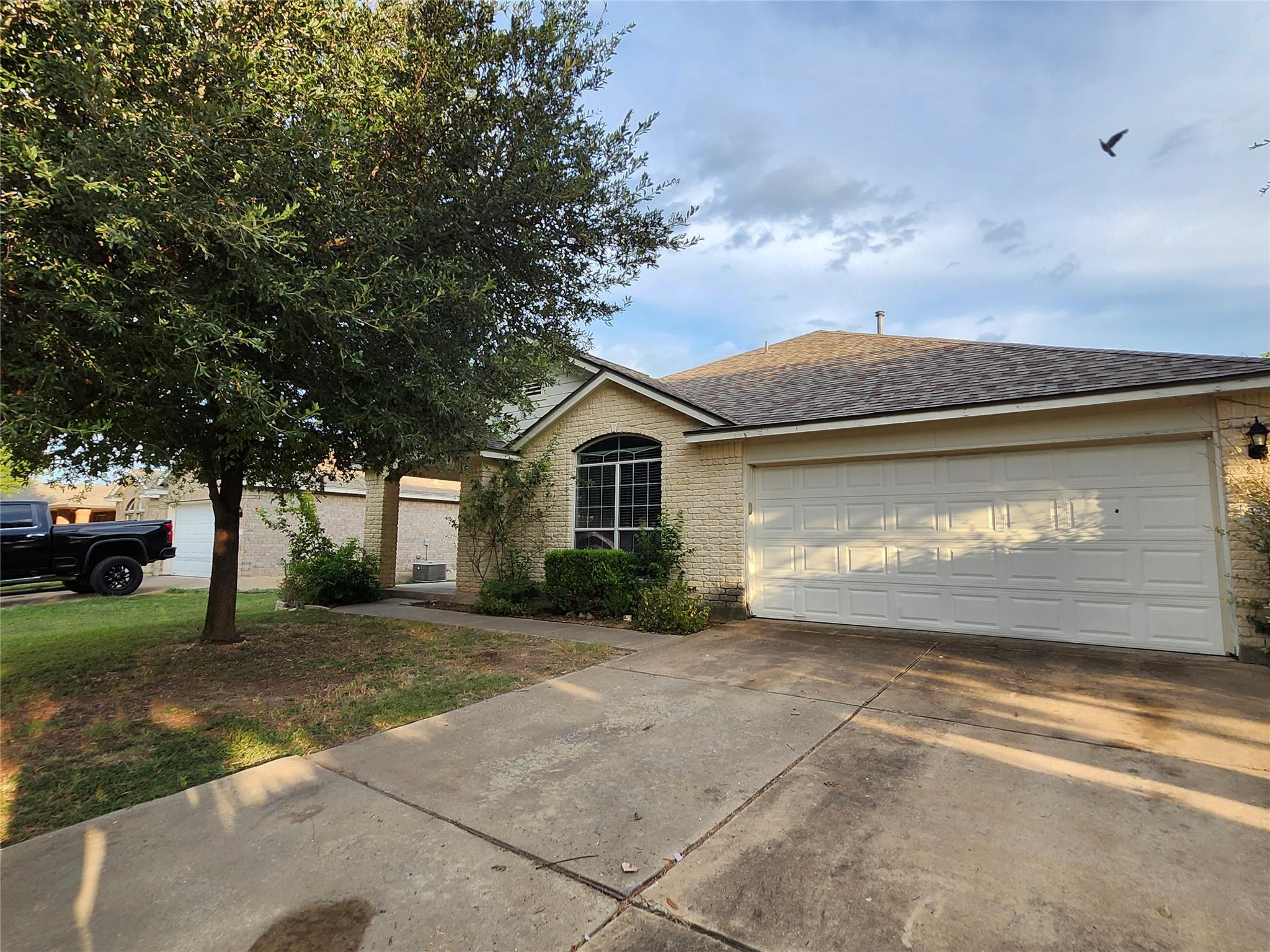 3229 Corrigan Ln, Round Rock, TX 78665