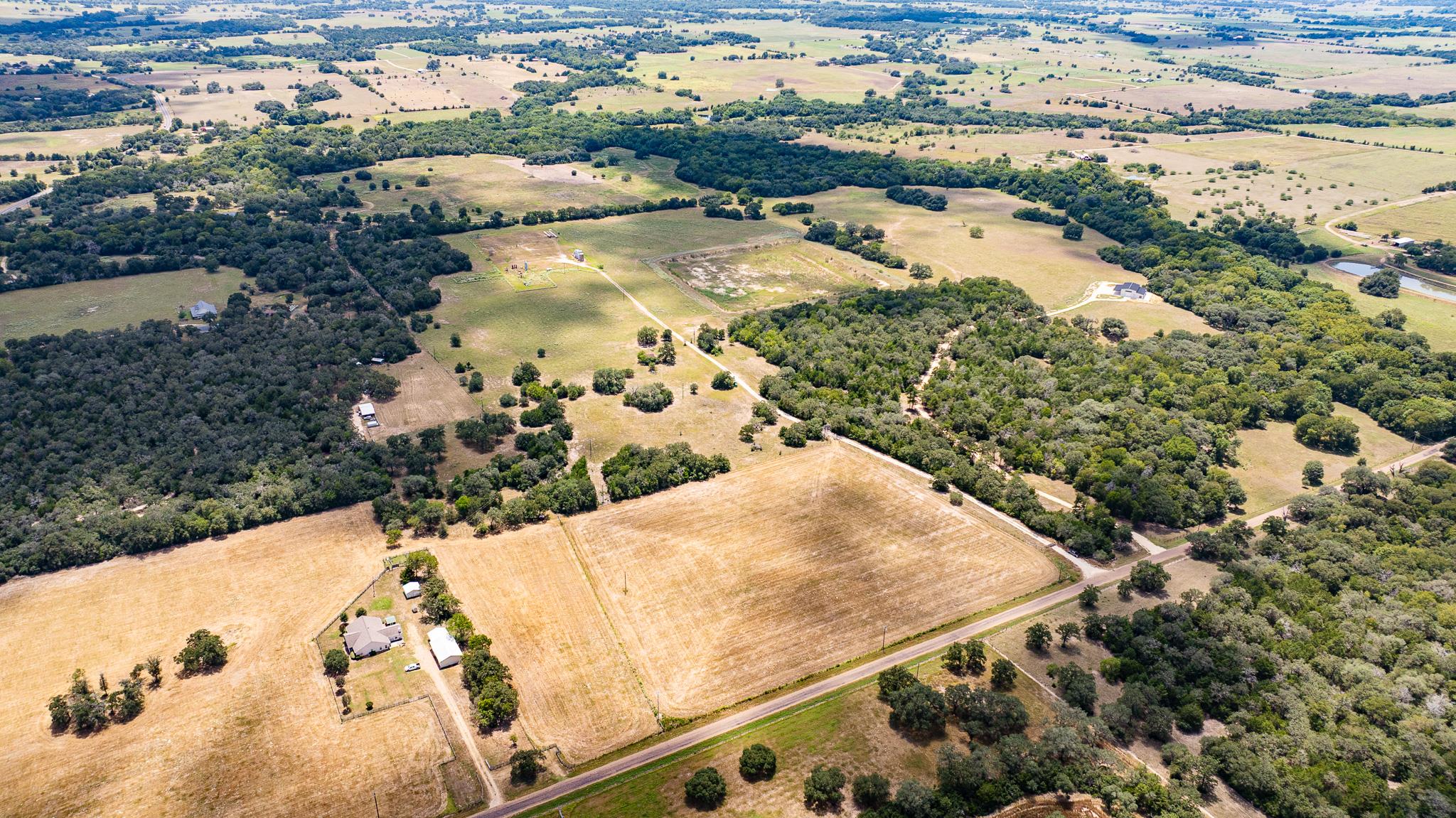 2210 Hermis Rd, Schulenburg, TX 78956