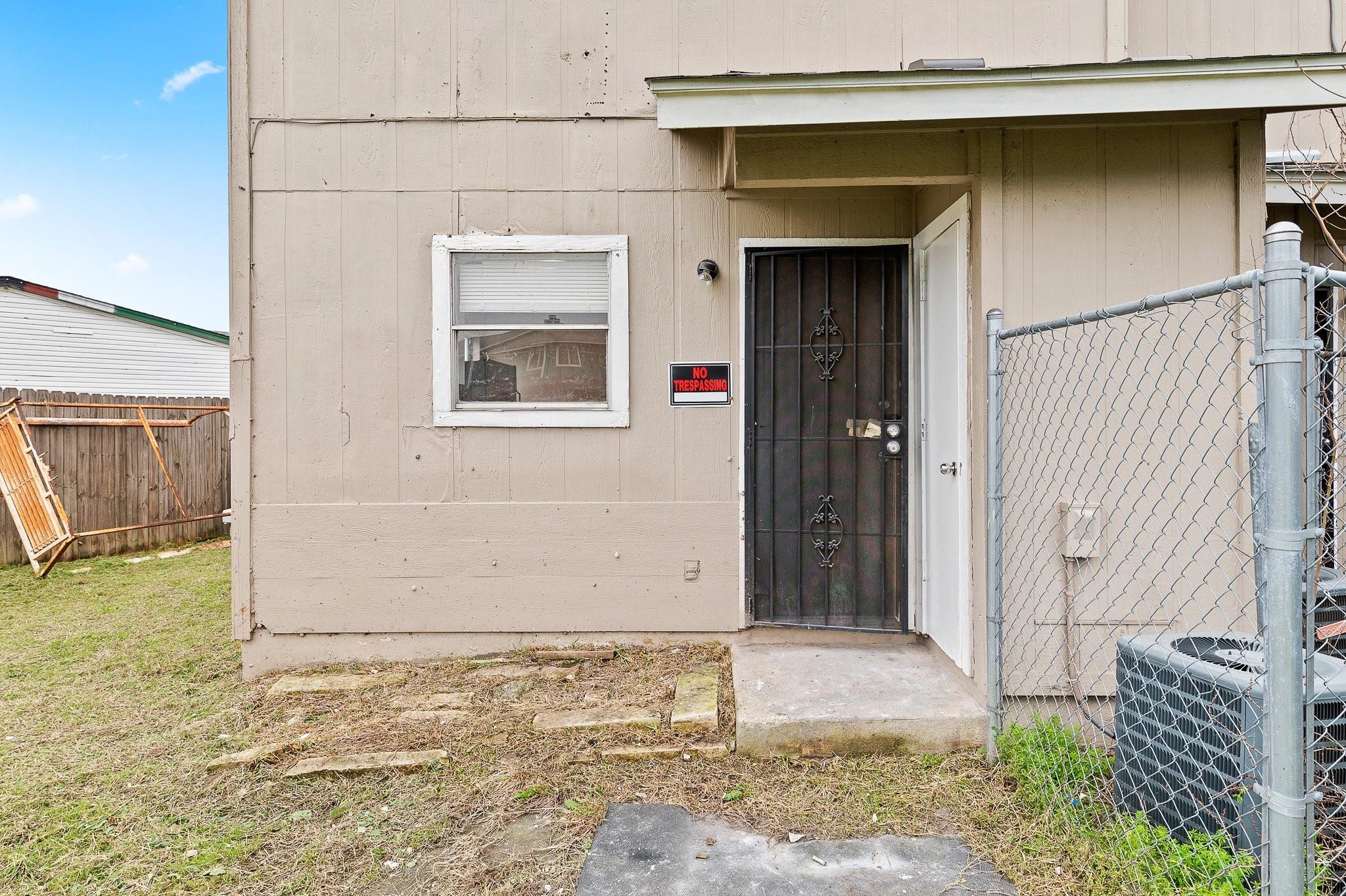 8412 Garcreek Cir # D, Austin, TX 78724