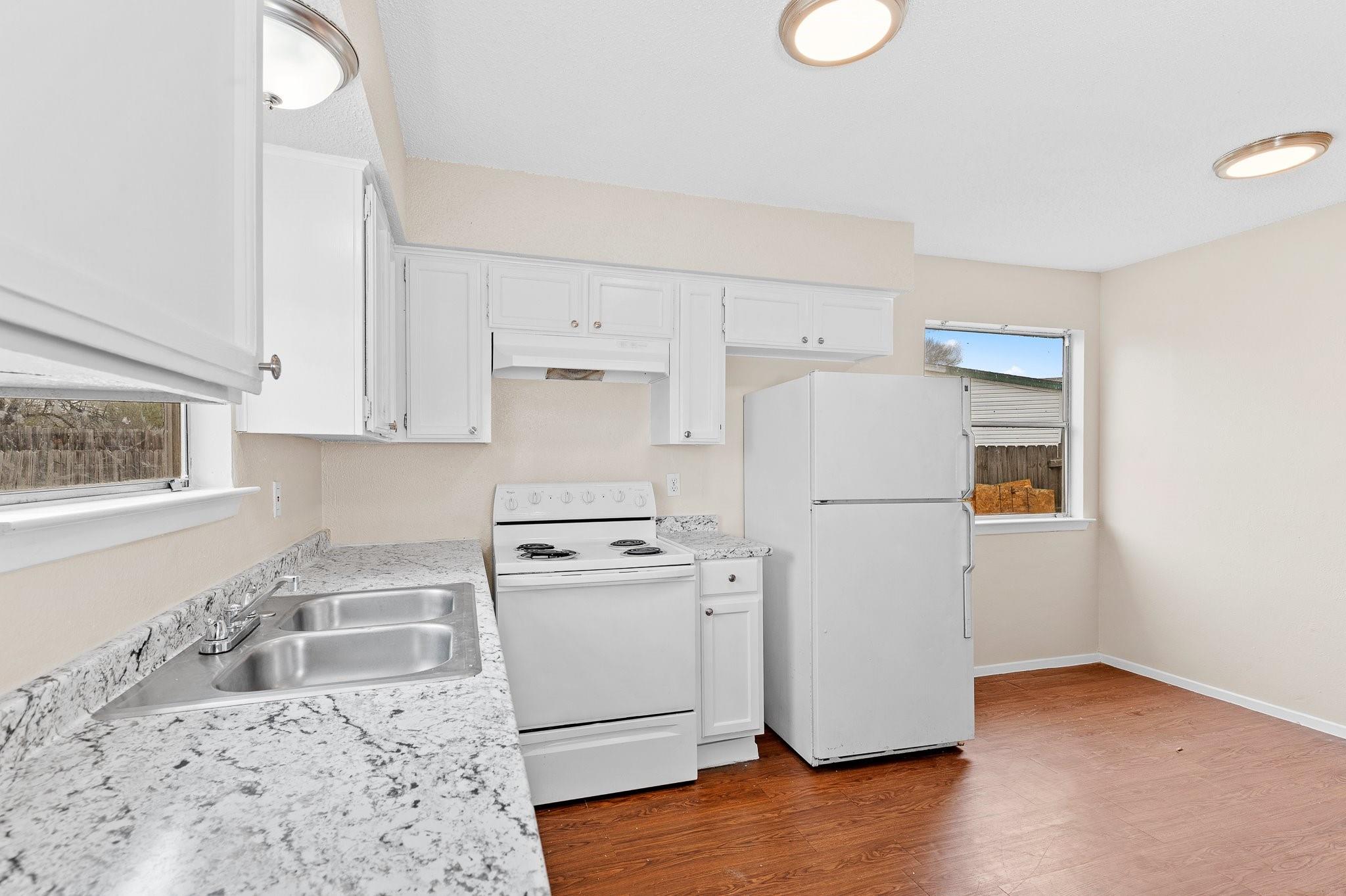 8412 Garcreek Cir # D, Austin, TX 78724