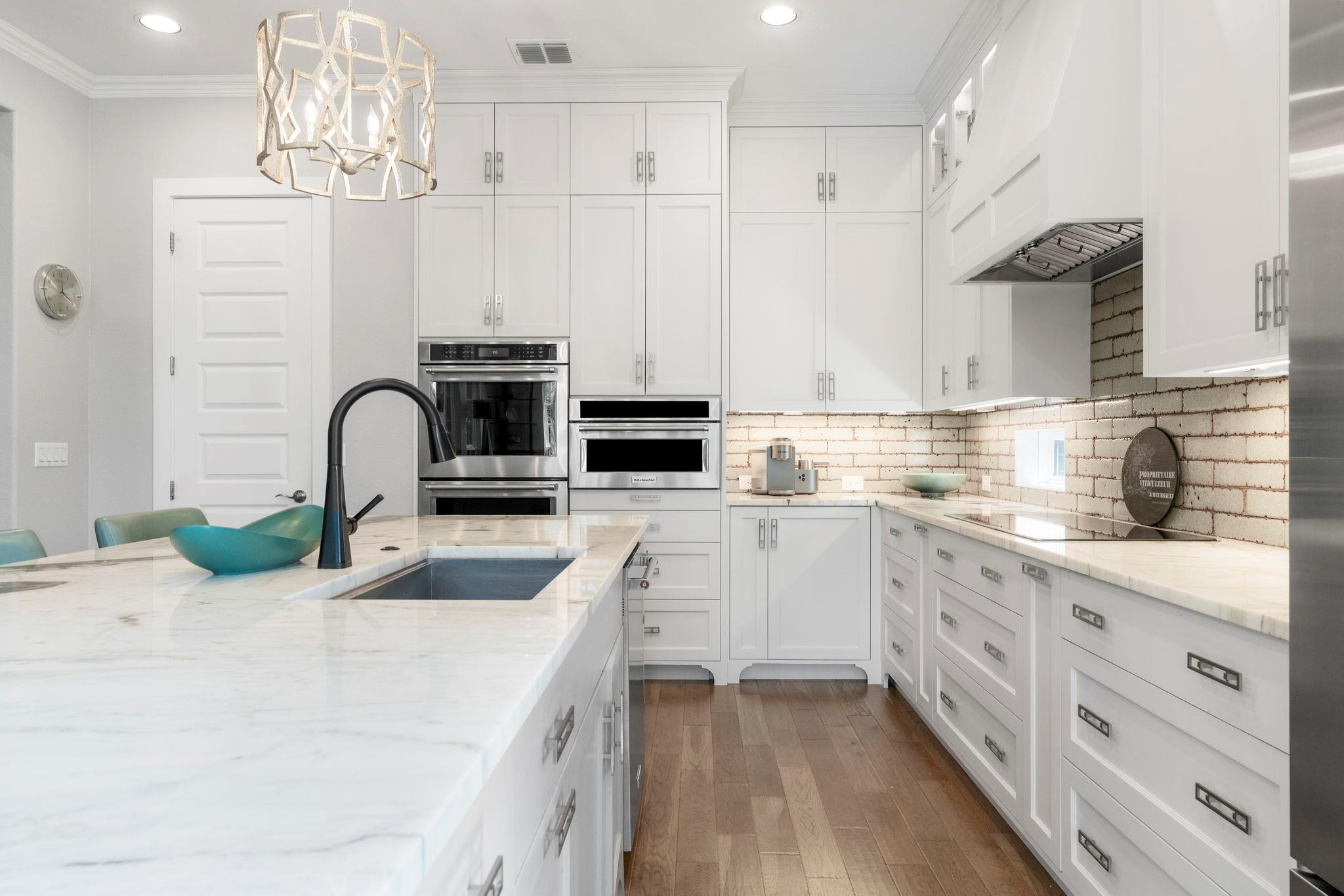 109 Learning Elm Dr, San Marcos, TX 78666