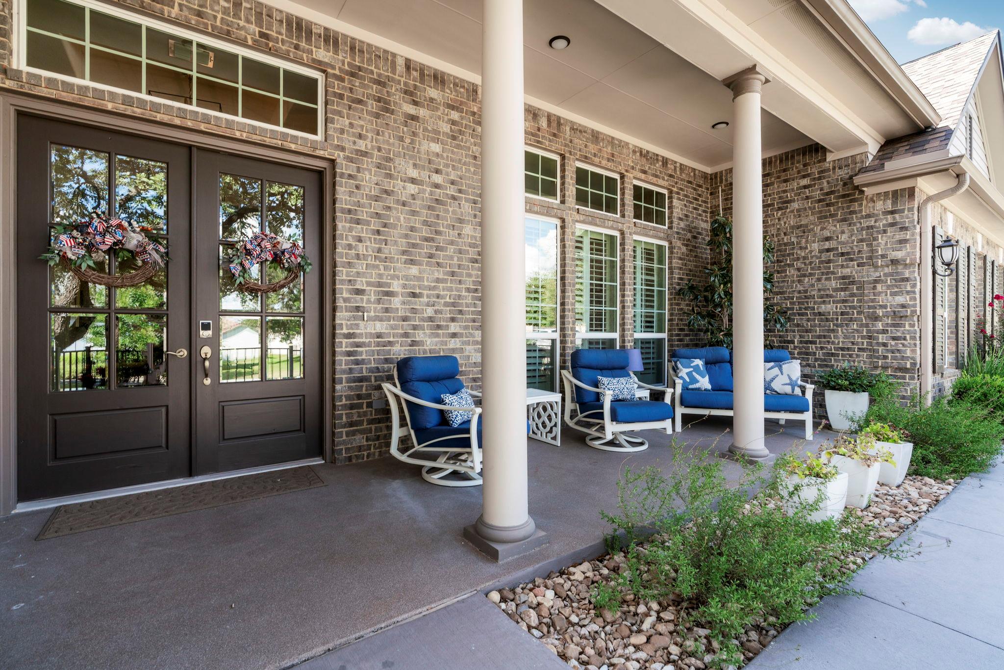 109 Learning Elm Dr, San Marcos, TX 78666