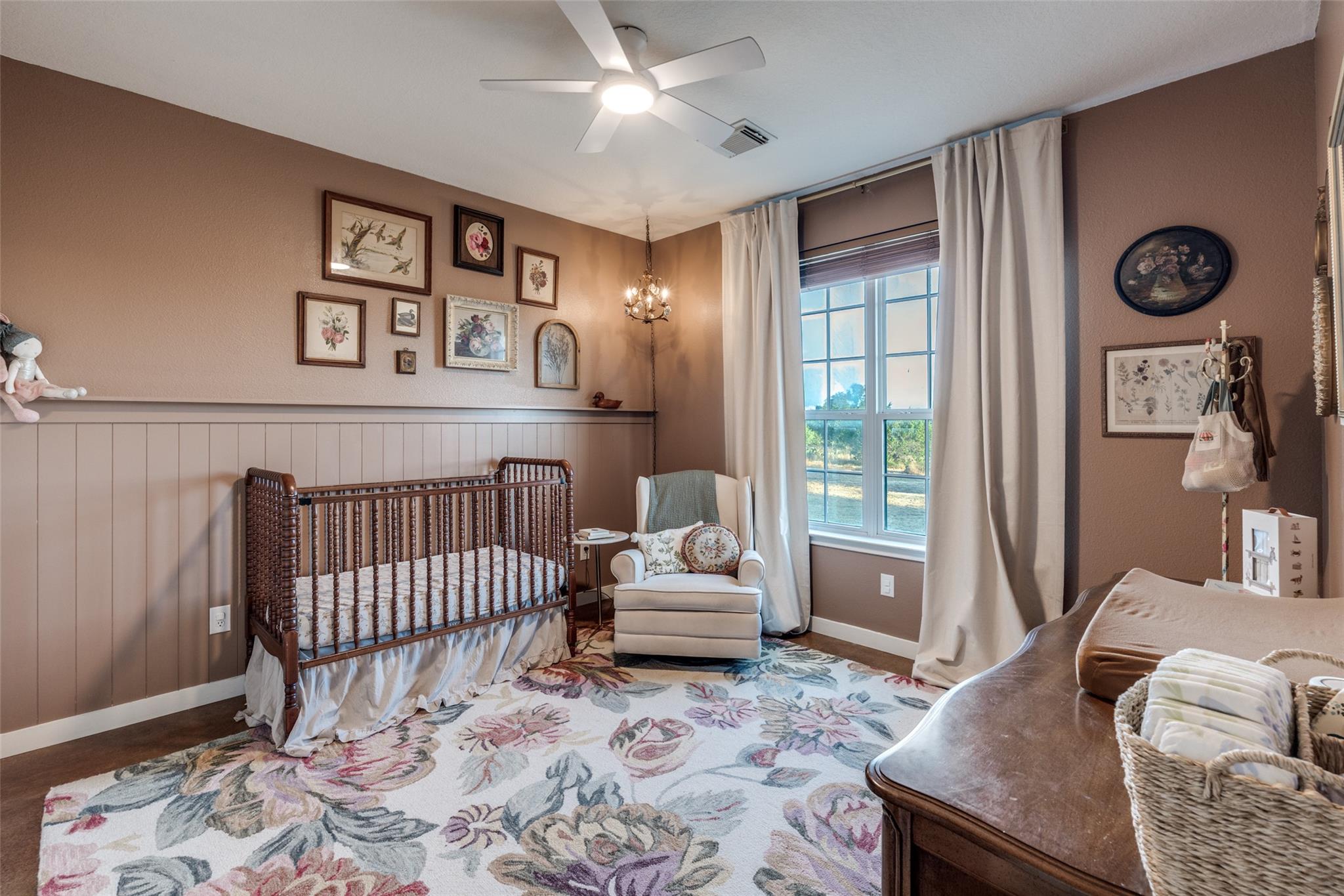 2425 Oak Valley Dr, New Braunfels, TX 78132