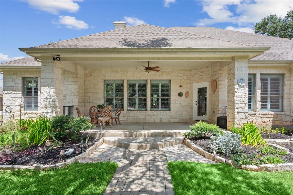 521 Buena Vista Dr, Georgetown, TX 78633