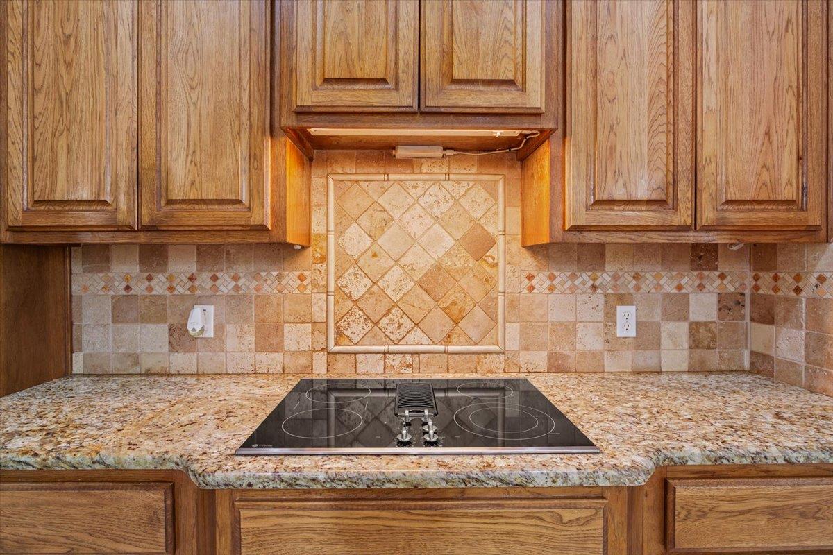 521 Buena Vista Dr, Georgetown, TX 78633