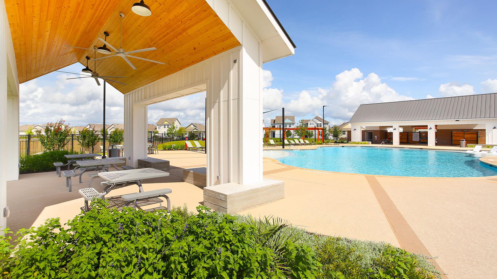 708 Running Creek Dr, Kyle, TX 78640