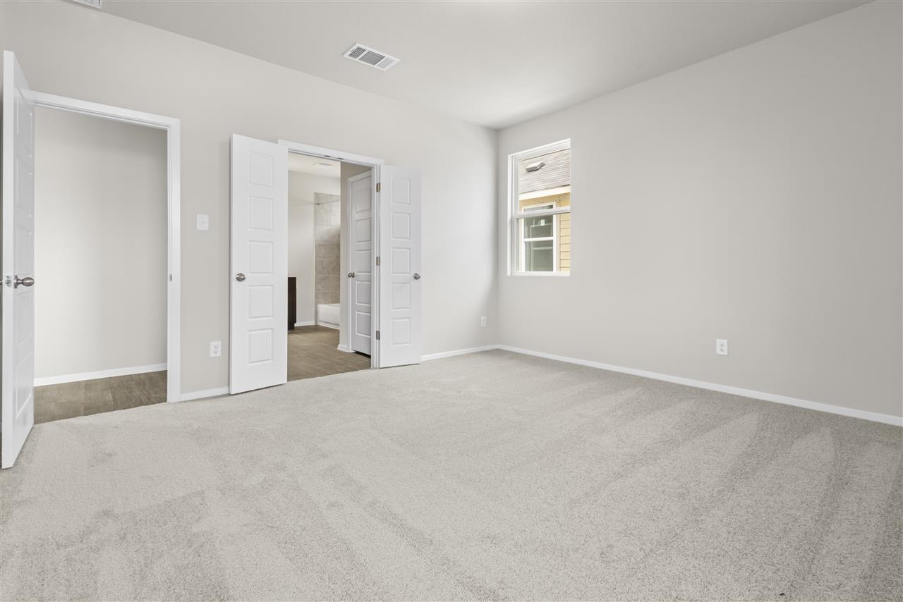 708 Running Creek Dr, Kyle, TX 78640