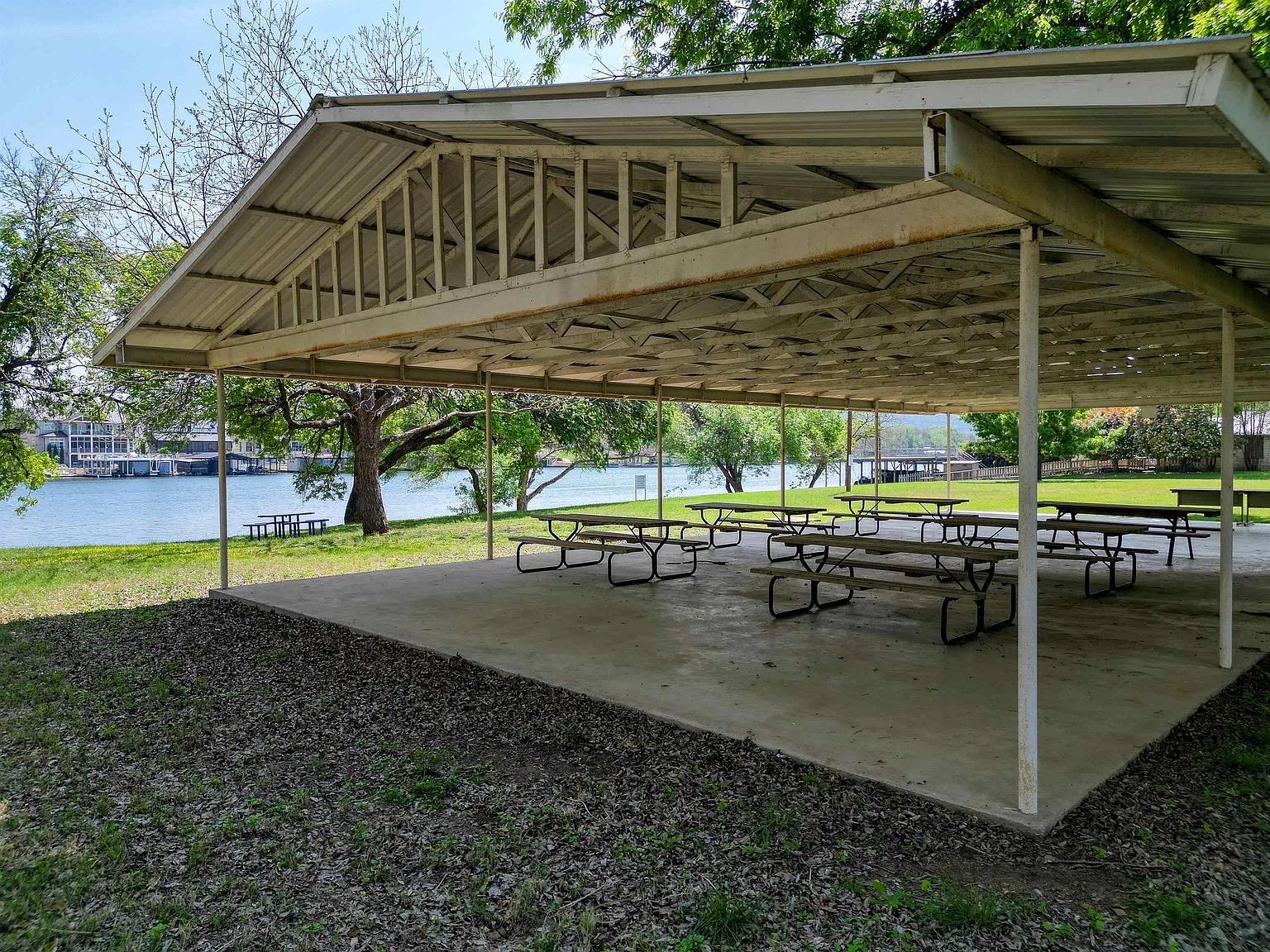 3625 Sagebrush Trl, Kingsland, TX 78639