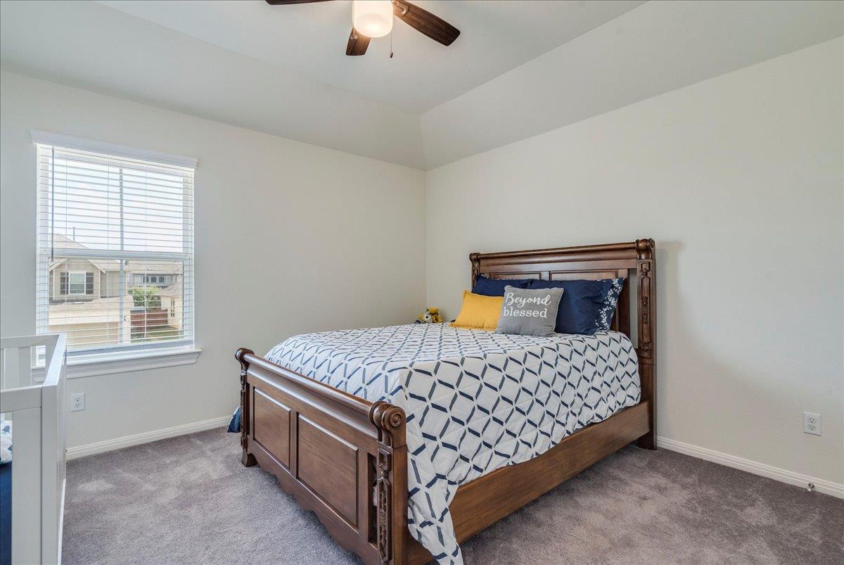 279 Beechnut Dr, Buda, TX 78610