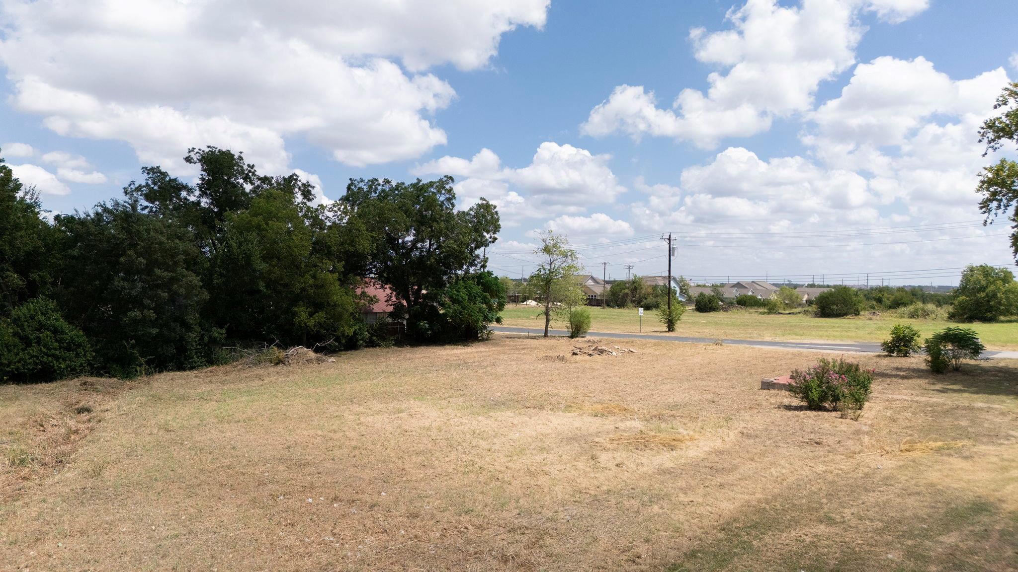 101 E South St, Leander, TX 78641