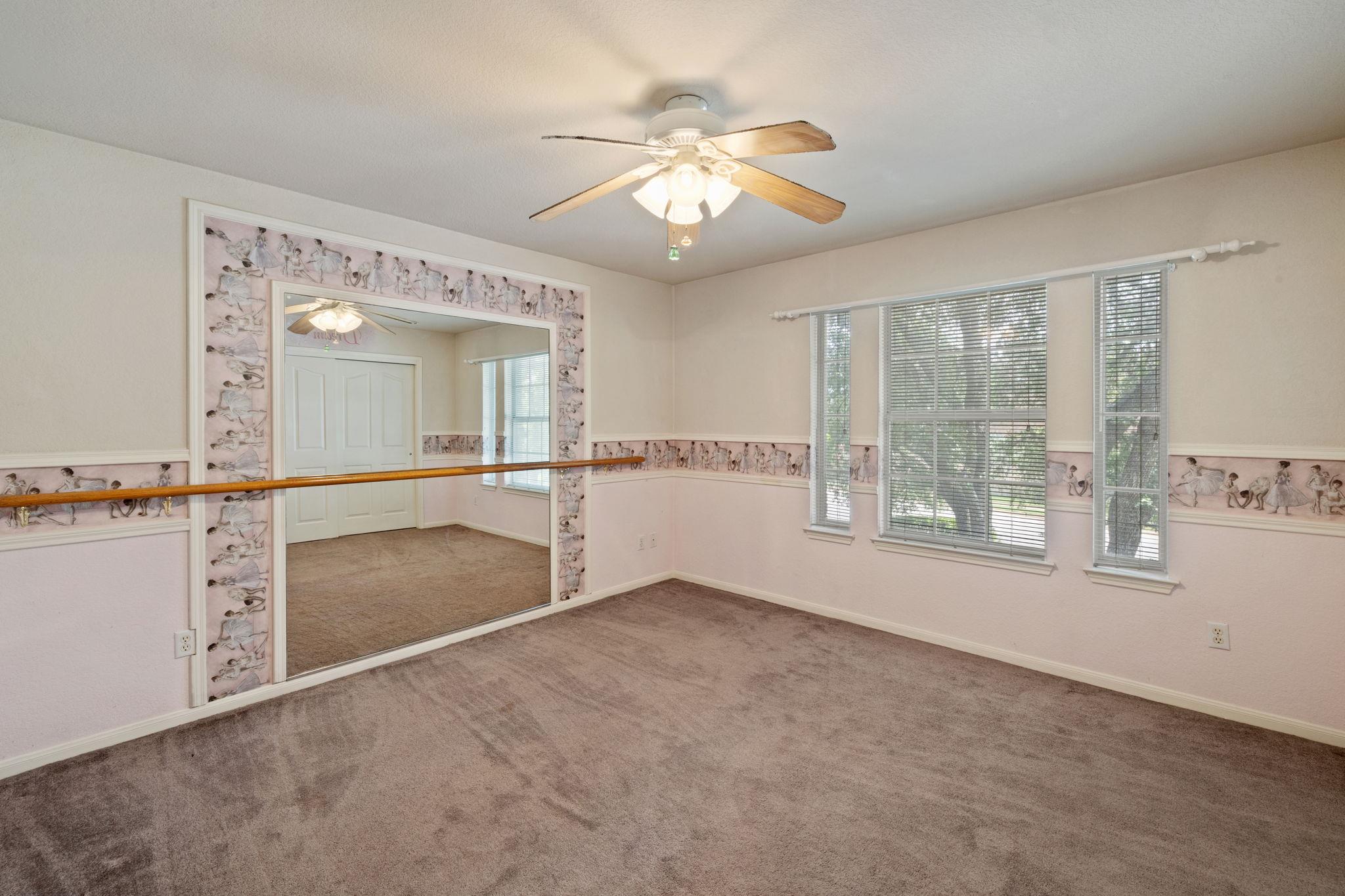 6804 Robert Dixon Dr, Austin, TX 78749