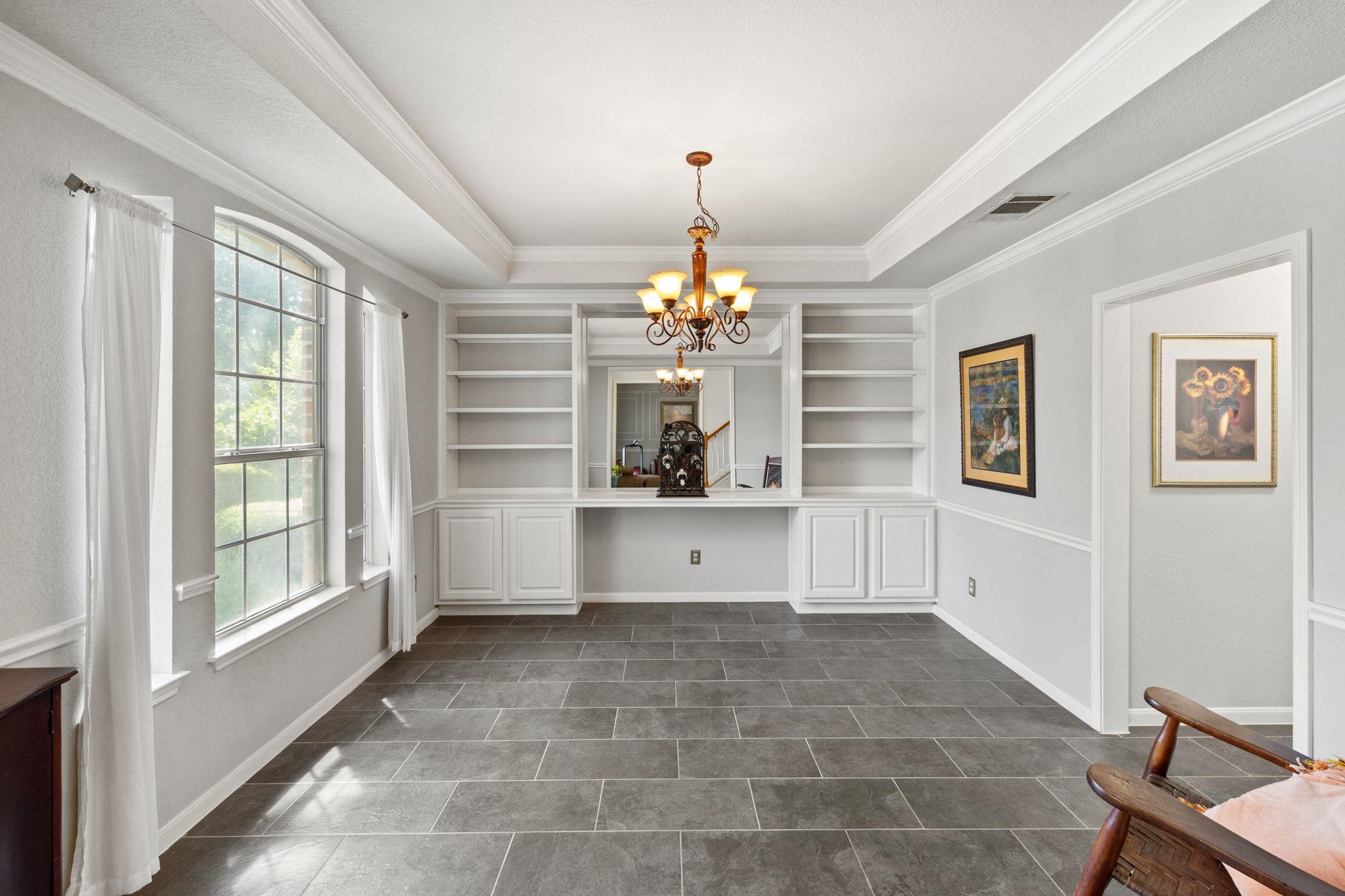 6804 Robert Dixon Dr, Austin, TX 78749